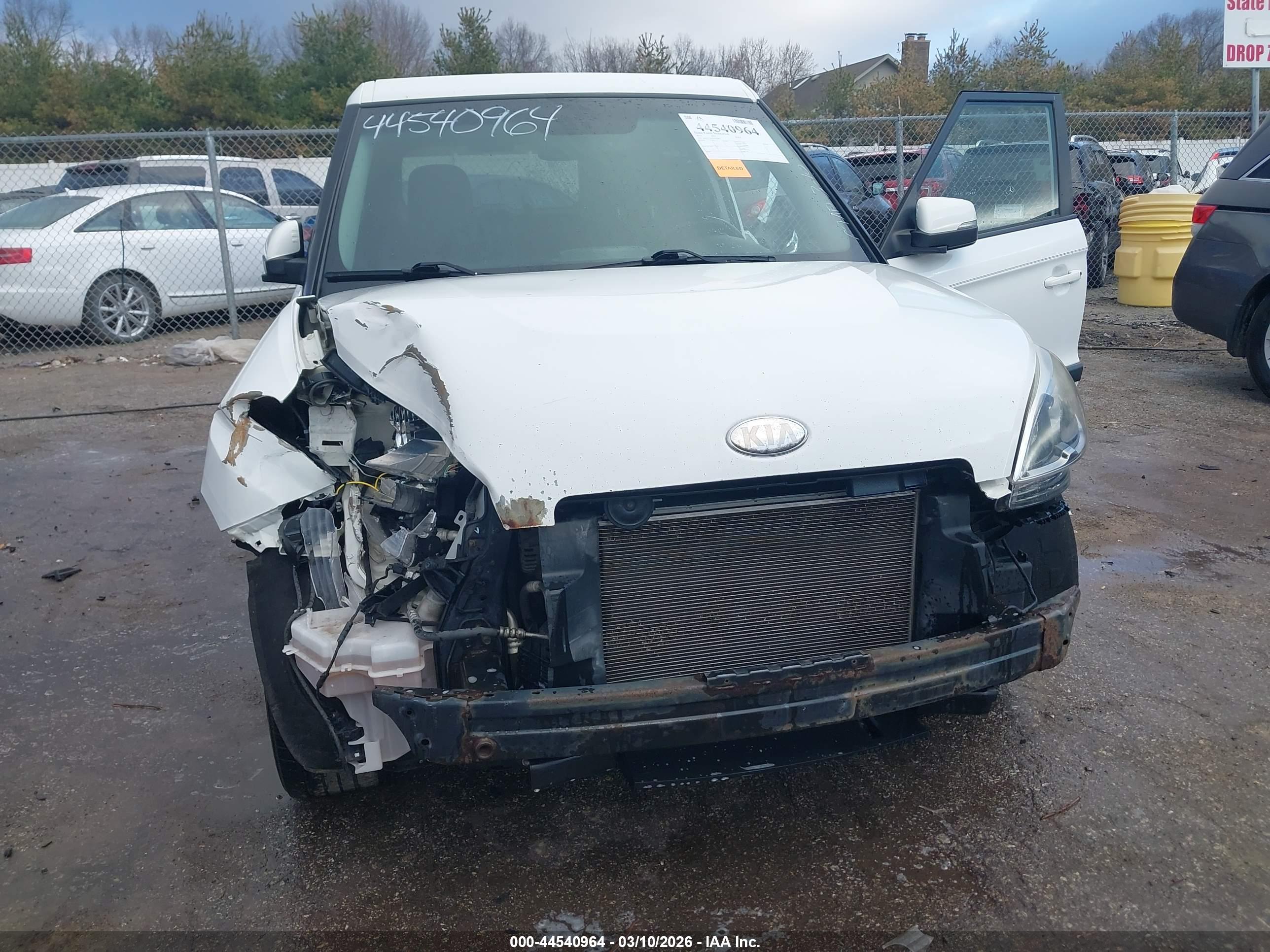 KIA SOUL image 6