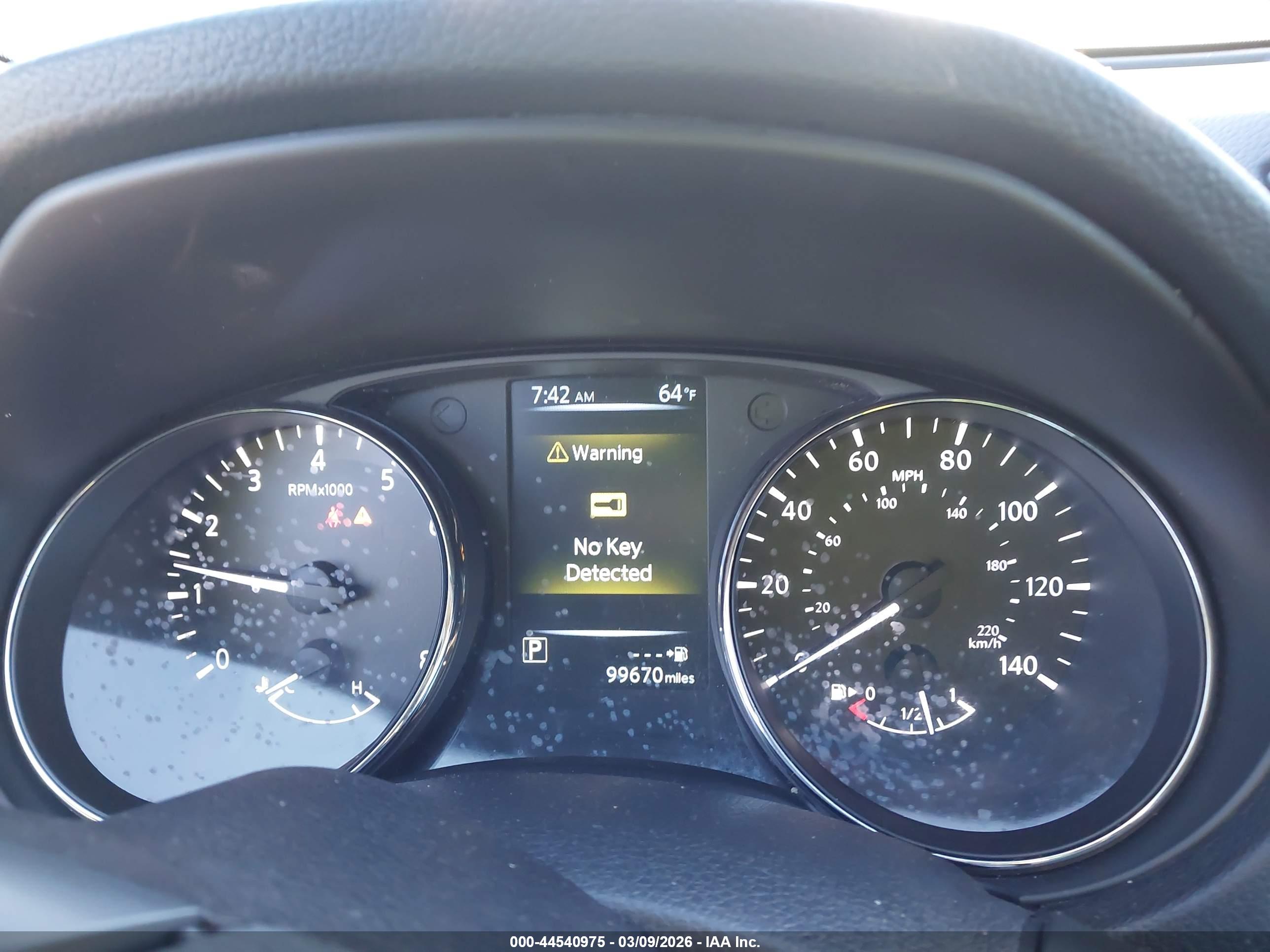 NISSAN ROGUE image 7