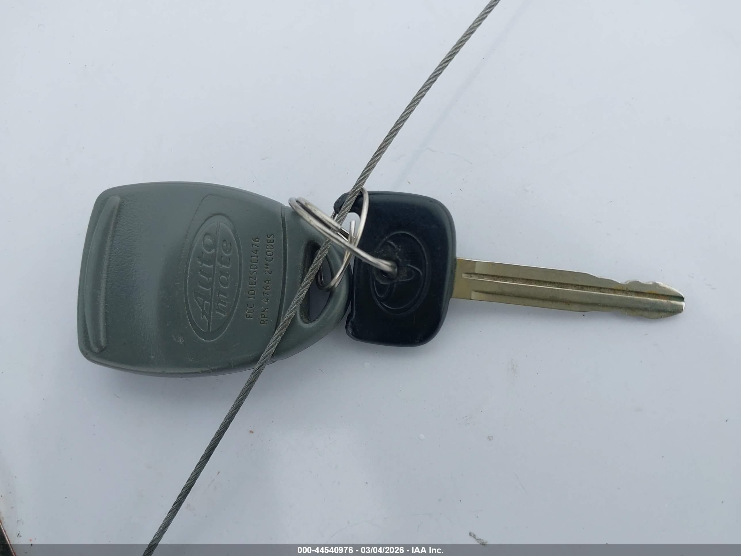 TOYOTA RAV4 image 11