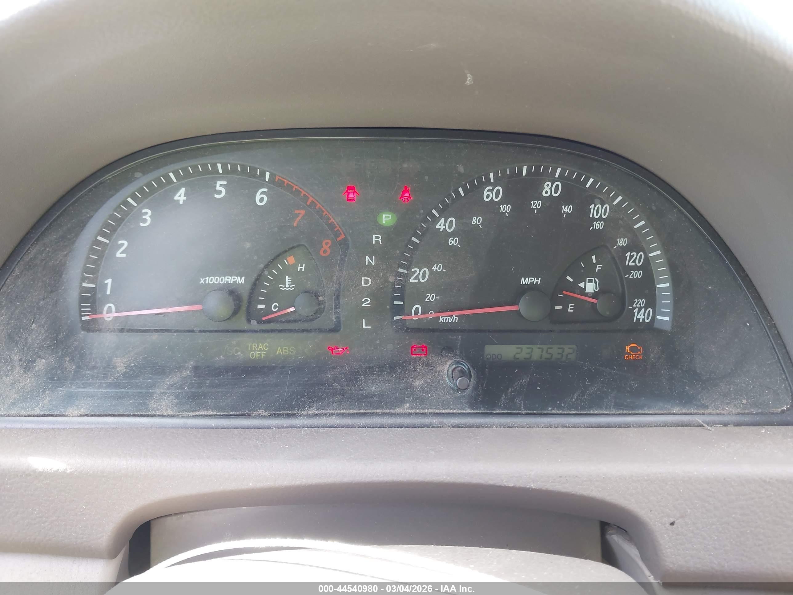 TOYOTA CAMRY image 7