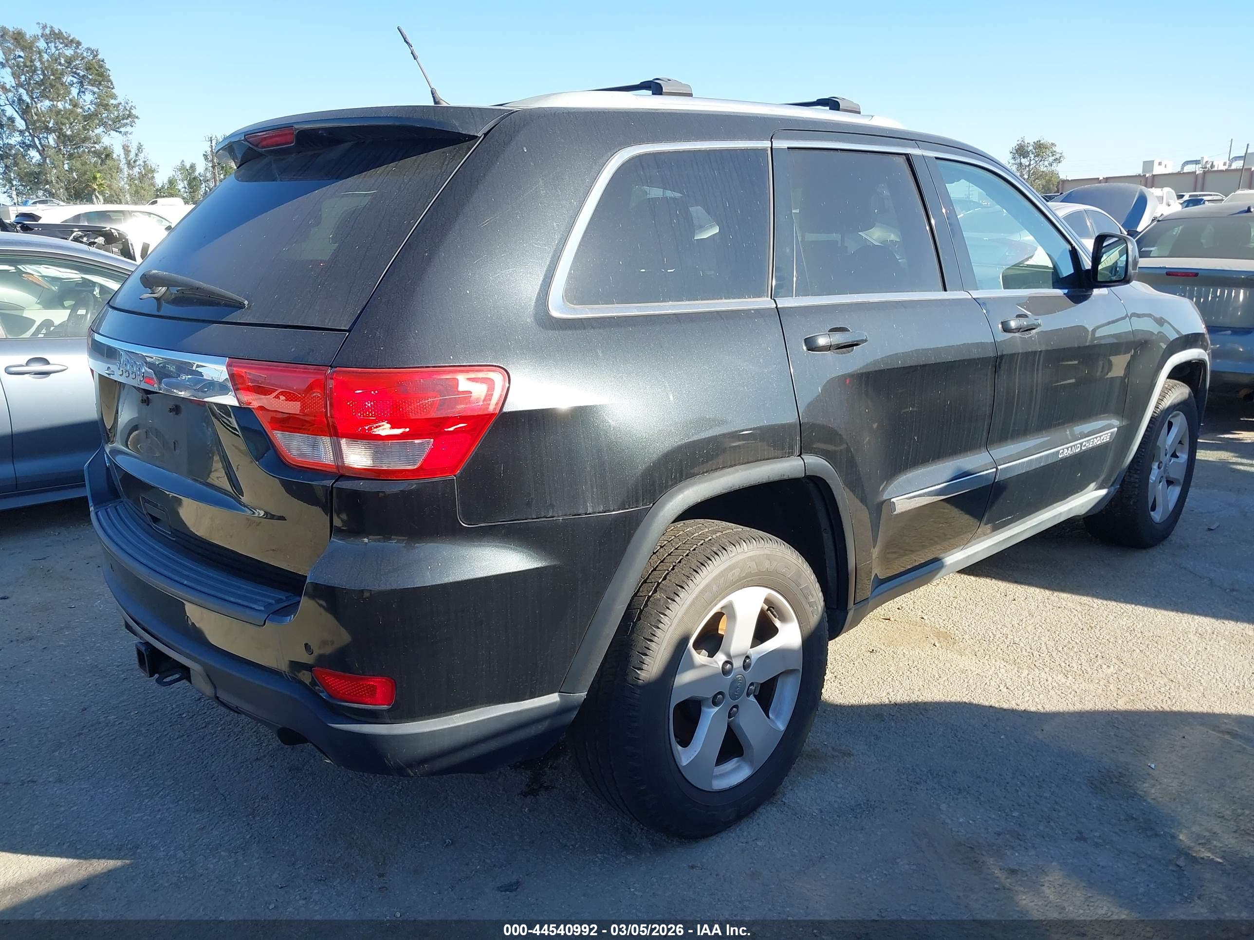 JEEP GRAND image 4
