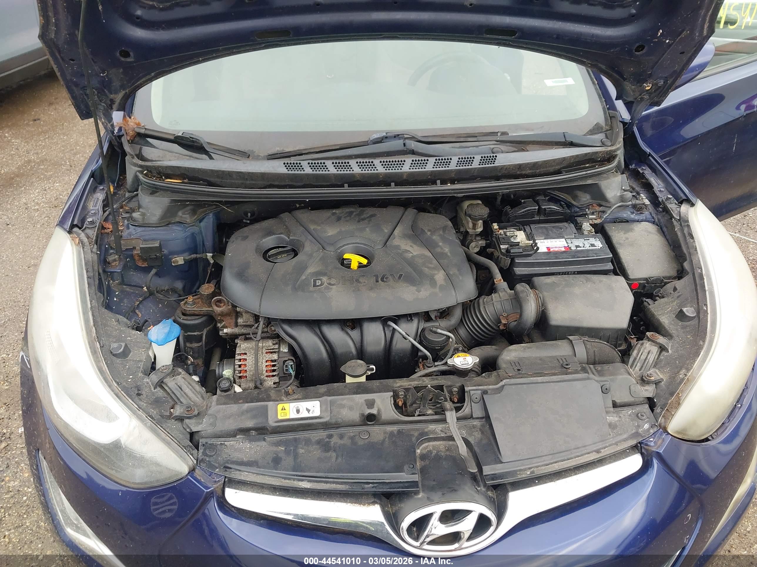 HYUNDAI ELANTRA image 10