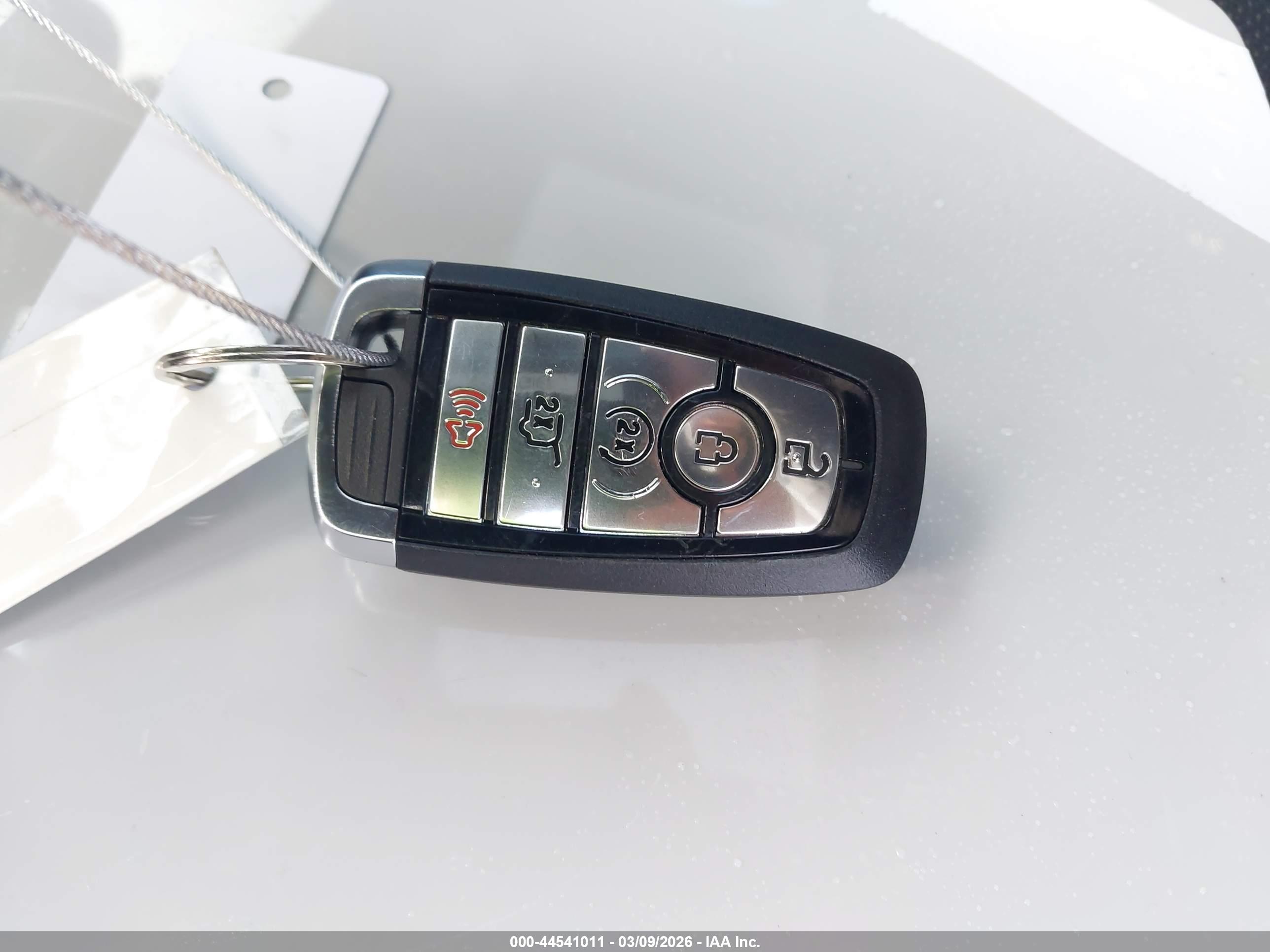 FORD EXPEDITION image 11