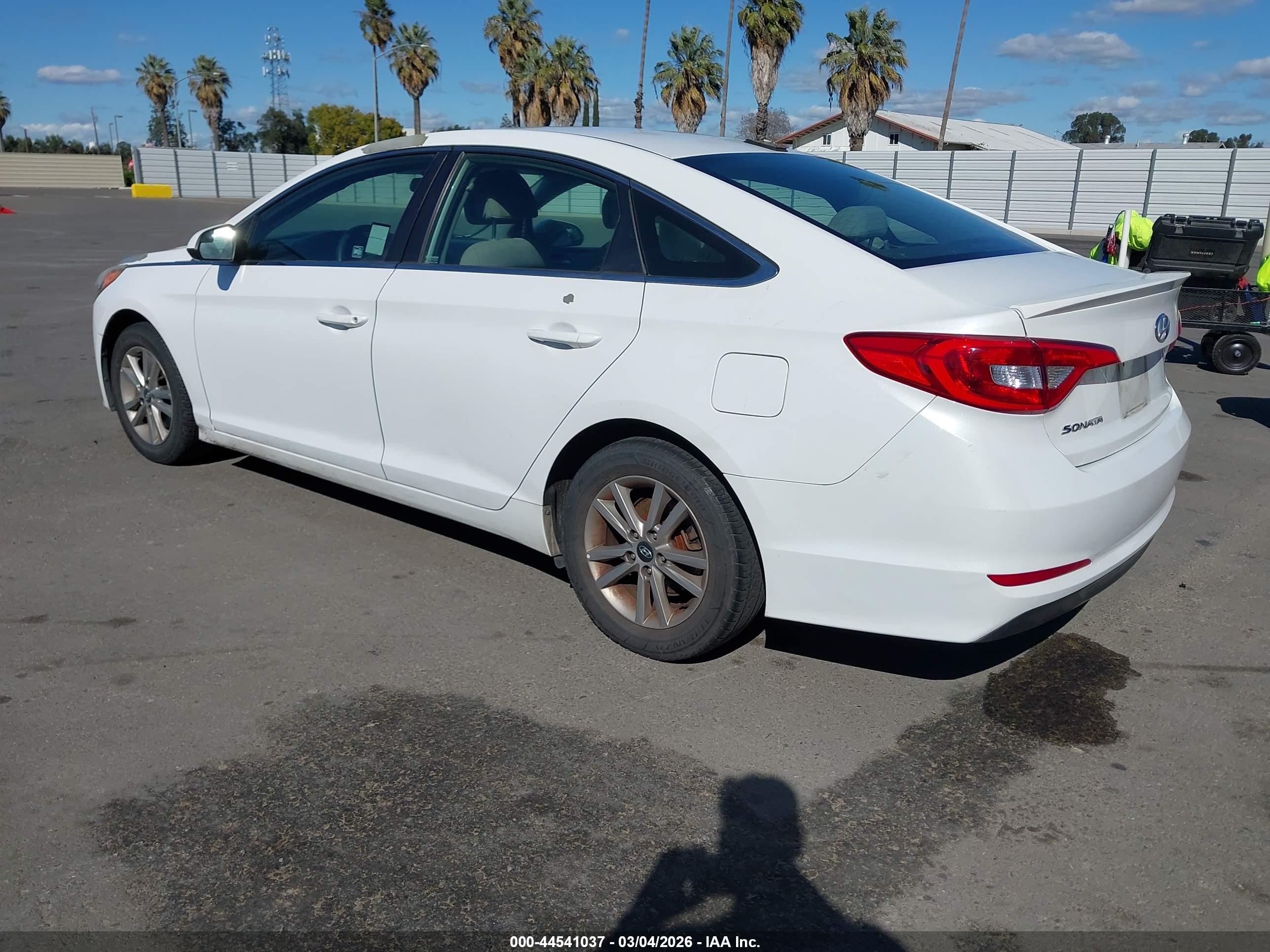 HYUNDAI SONATA image 3