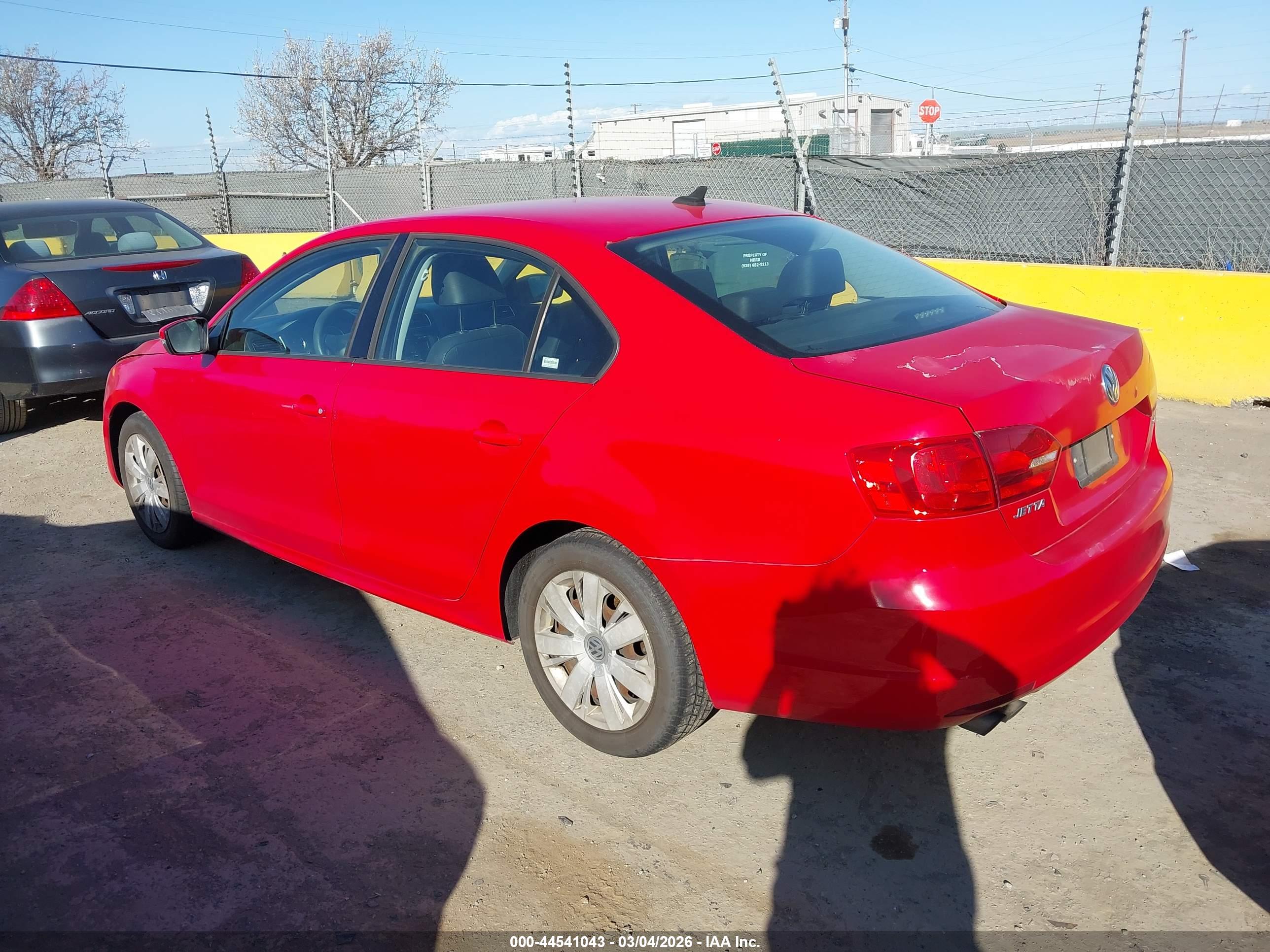 VOLKSWAGEN JETTA image 3