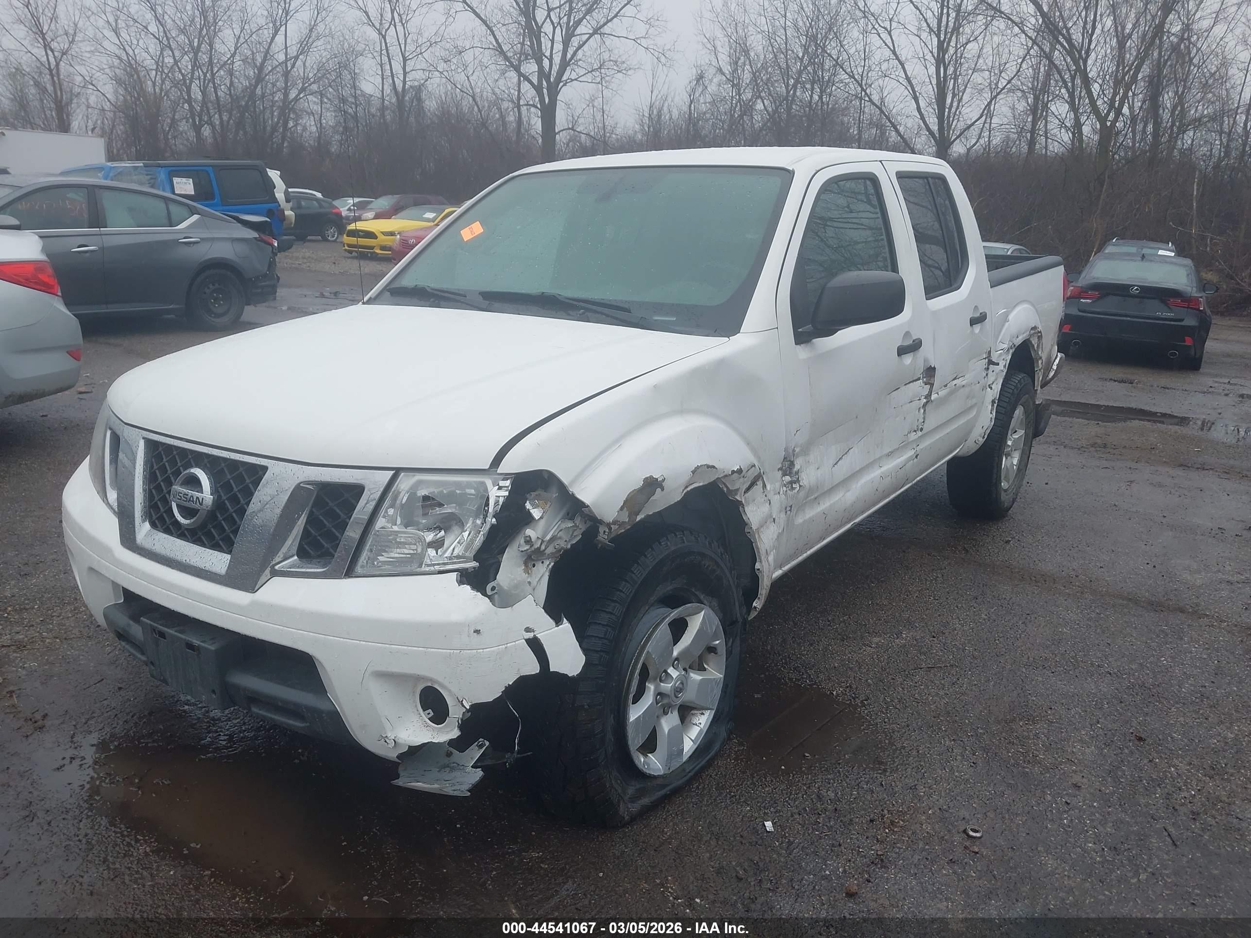 NISSAN FRONTIER image 2