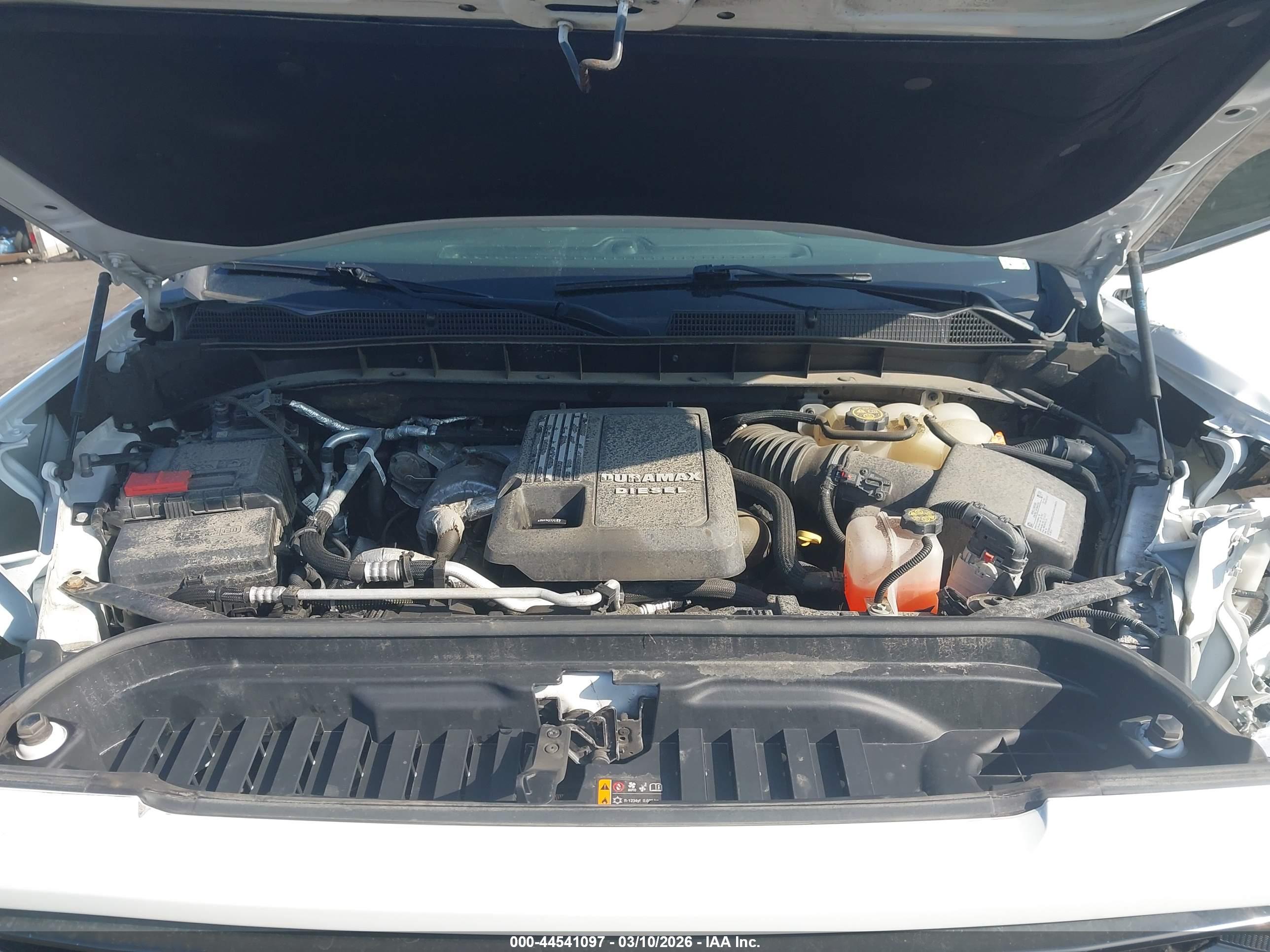 GMC SIERRA image 10