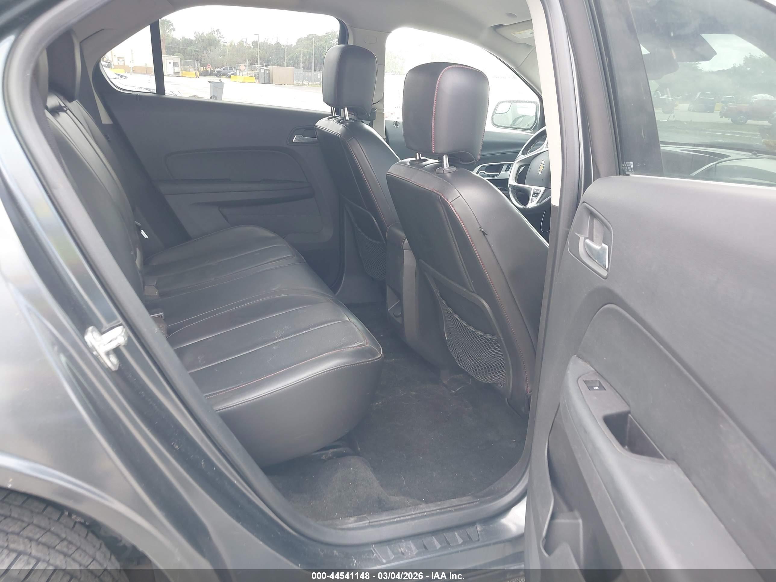 CHEVROLET EQUINOX image 8