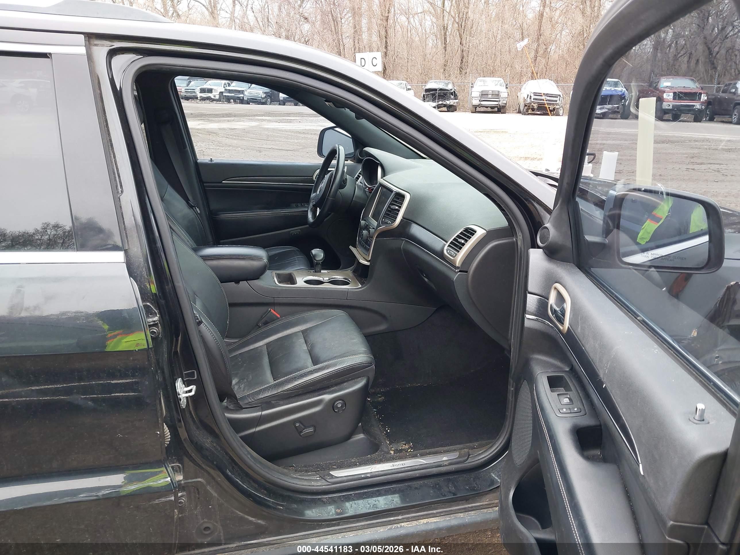 JEEP GRAND image 5