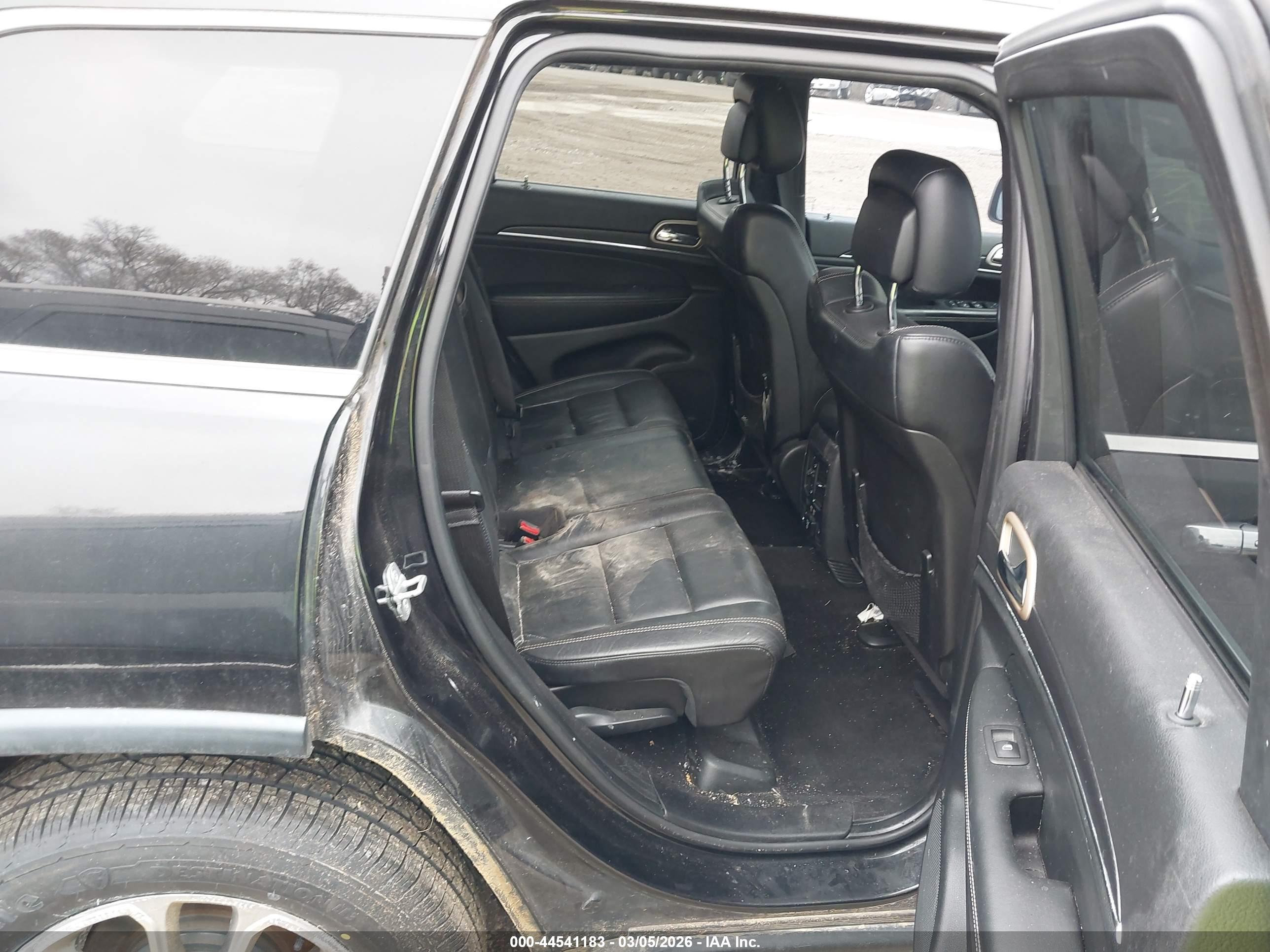 JEEP GRAND image 8