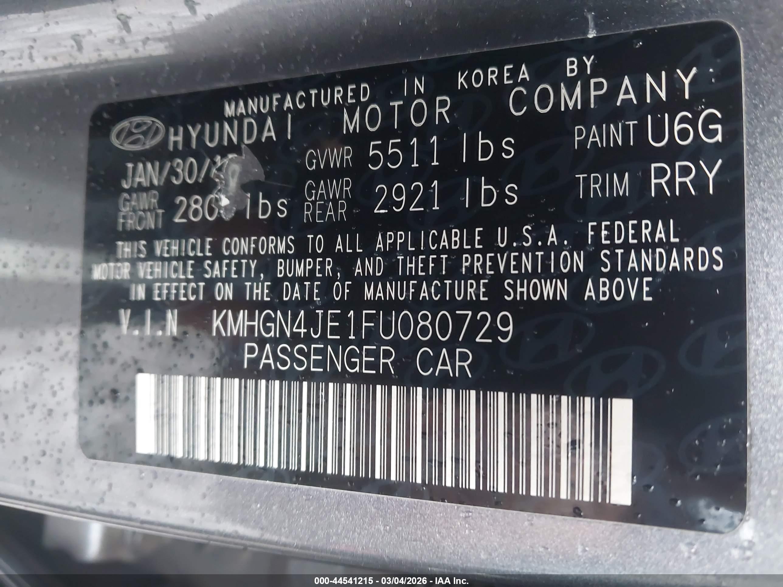 HYUNDAI GENESIS image 9