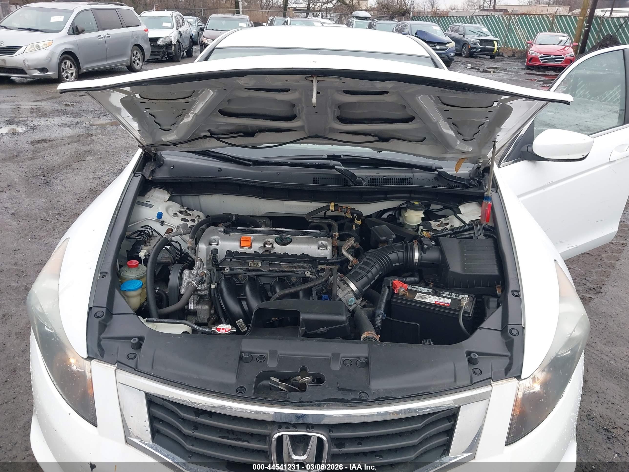 HONDA ACCORD image 10