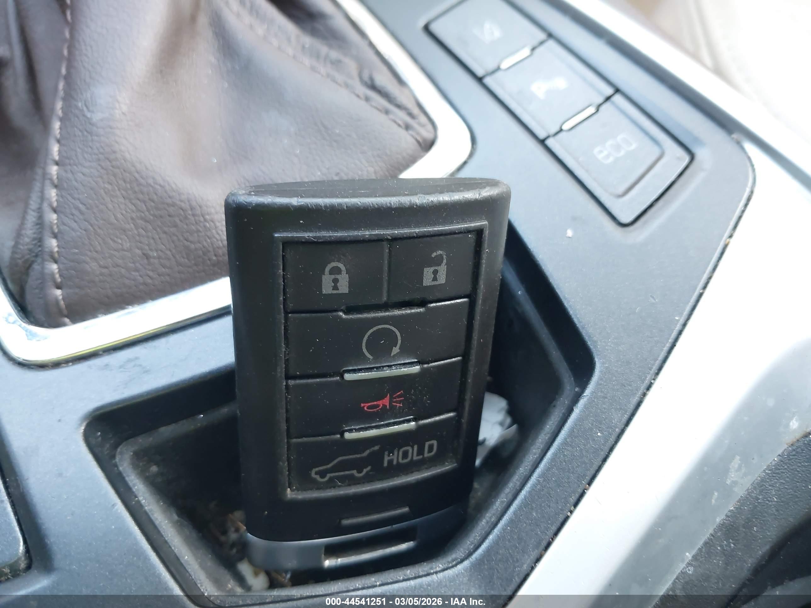 CADILLAC SRX image 11