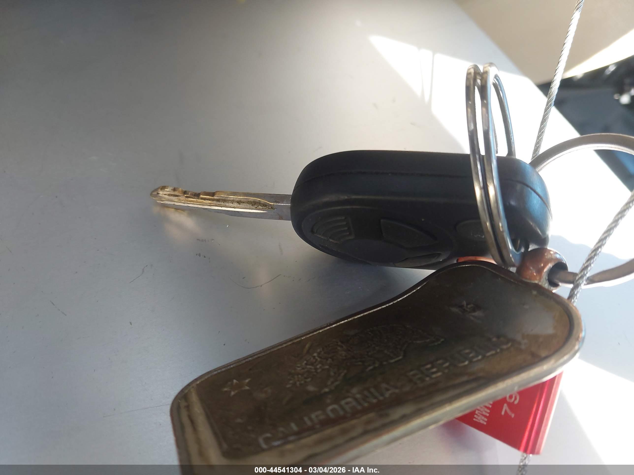 FORD ESCAPE image 11
