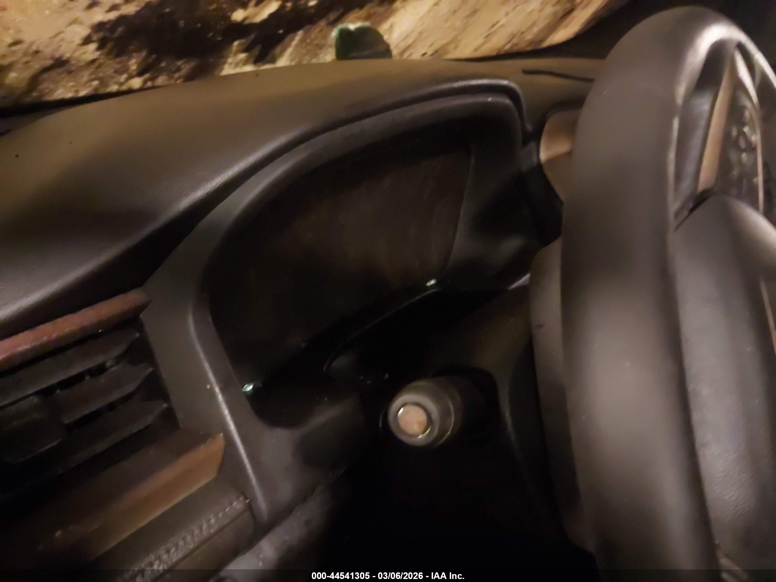 GMC ACADIA image 7