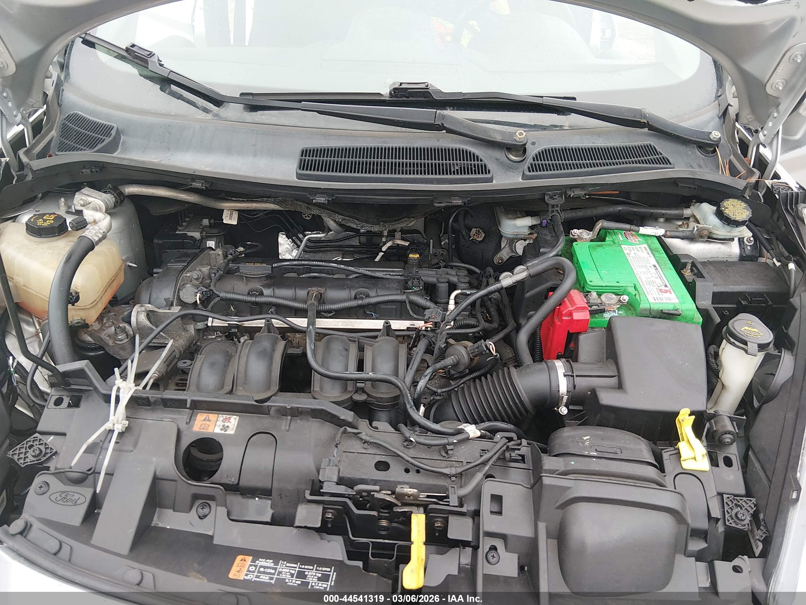FORD FIESTA image 10
