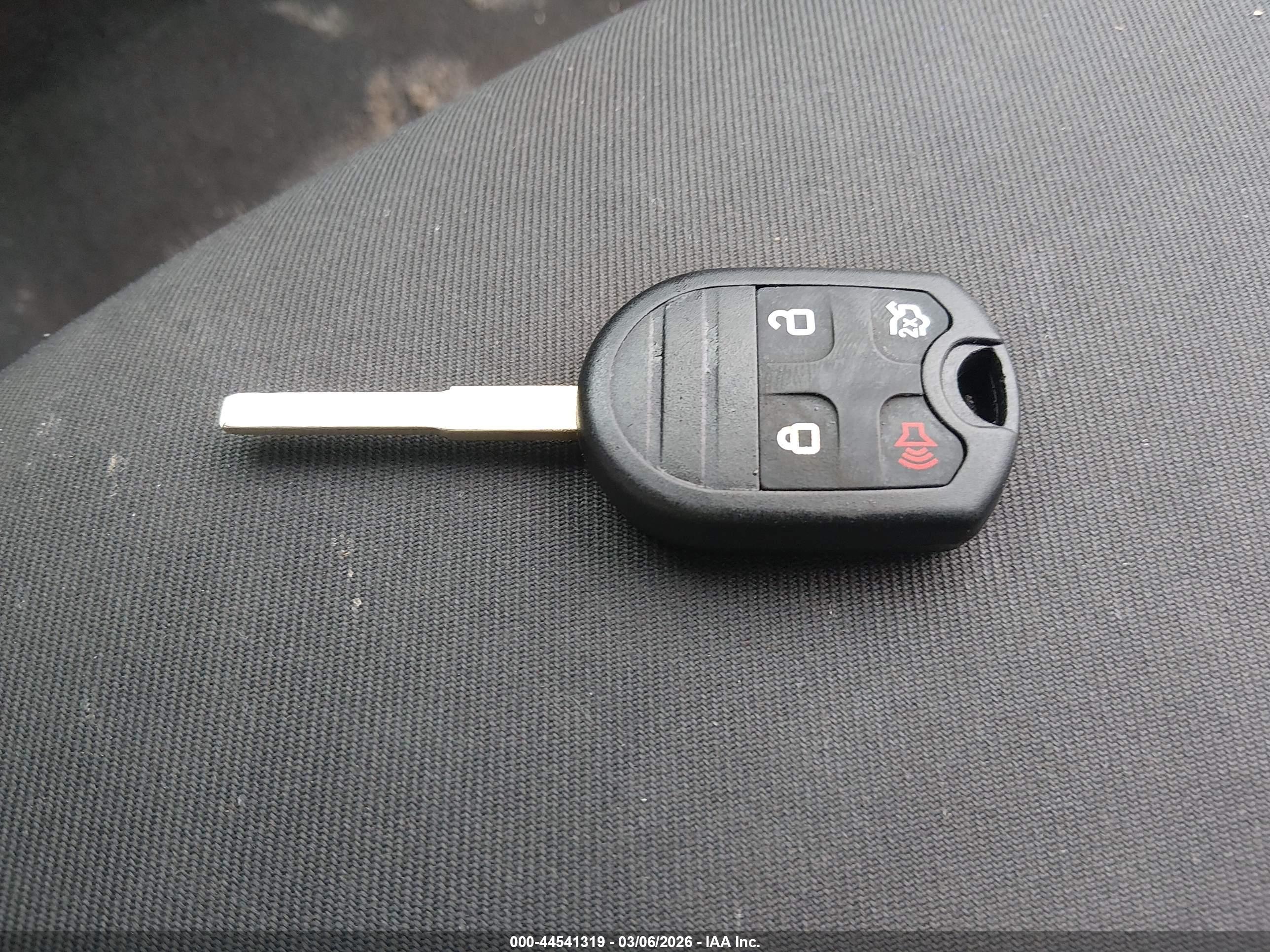 FORD FIESTA image 11