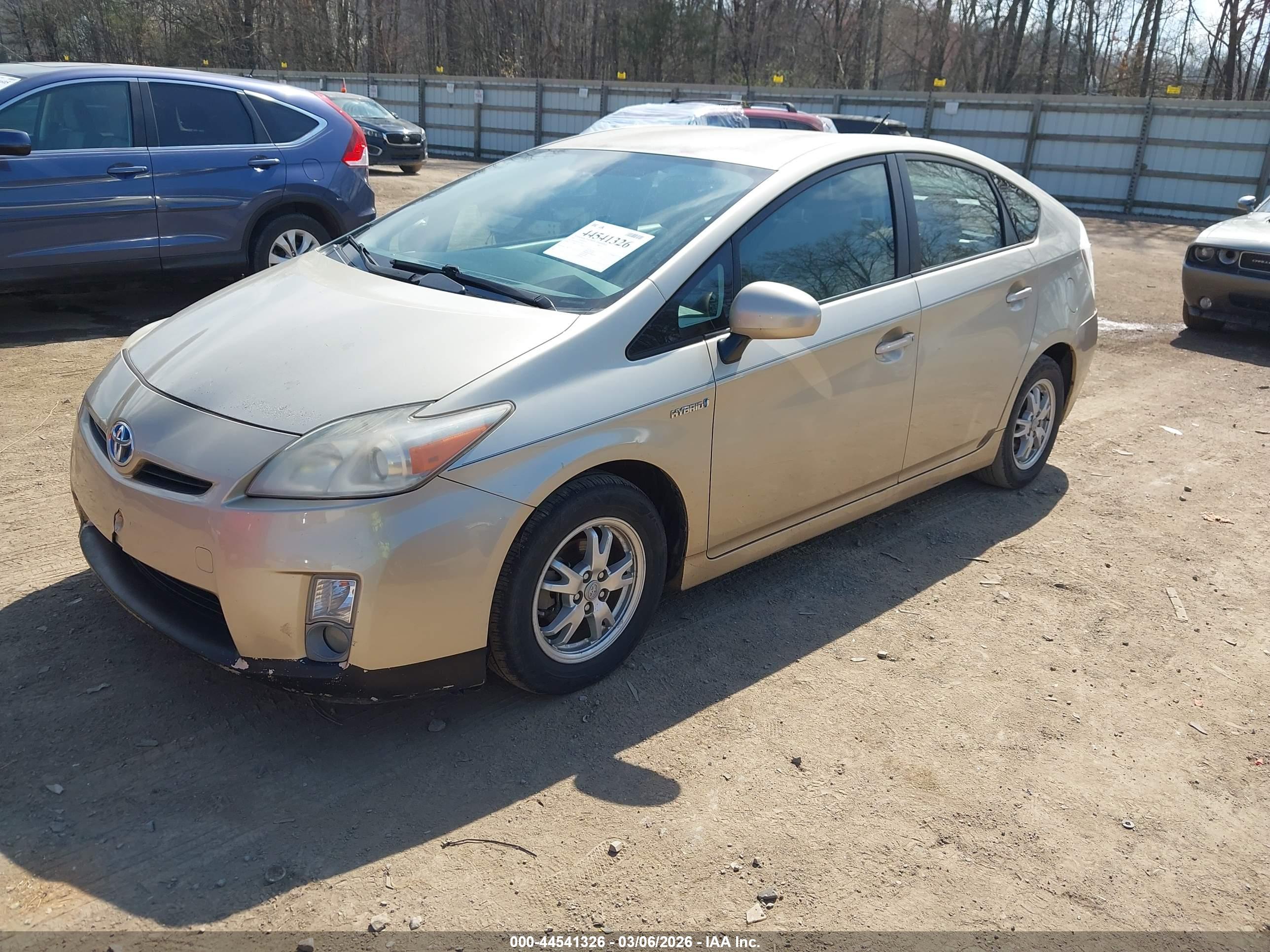 TOYOTA PRIUS image 2