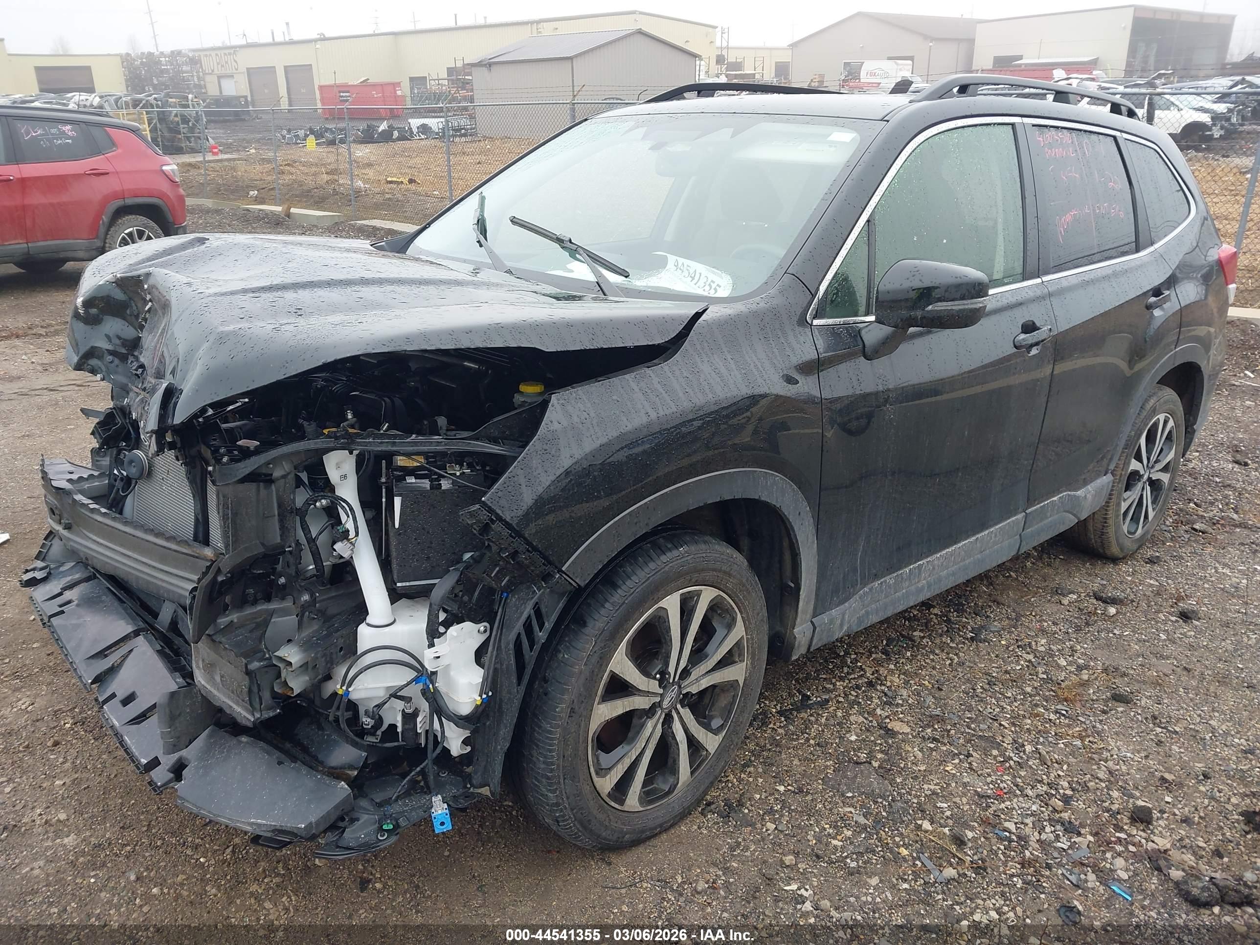SUBARU FORESTER image 2