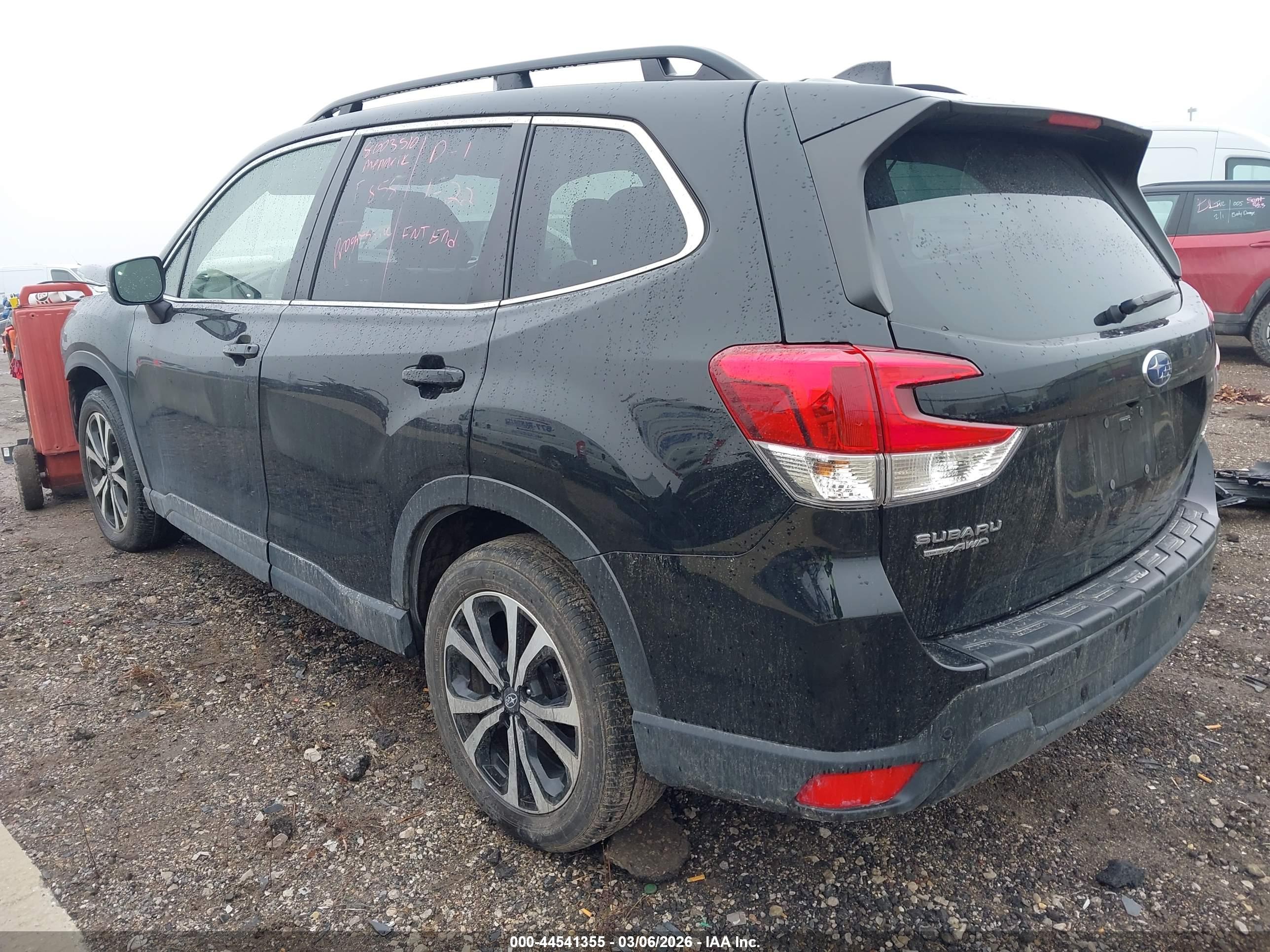 SUBARU FORESTER image 3