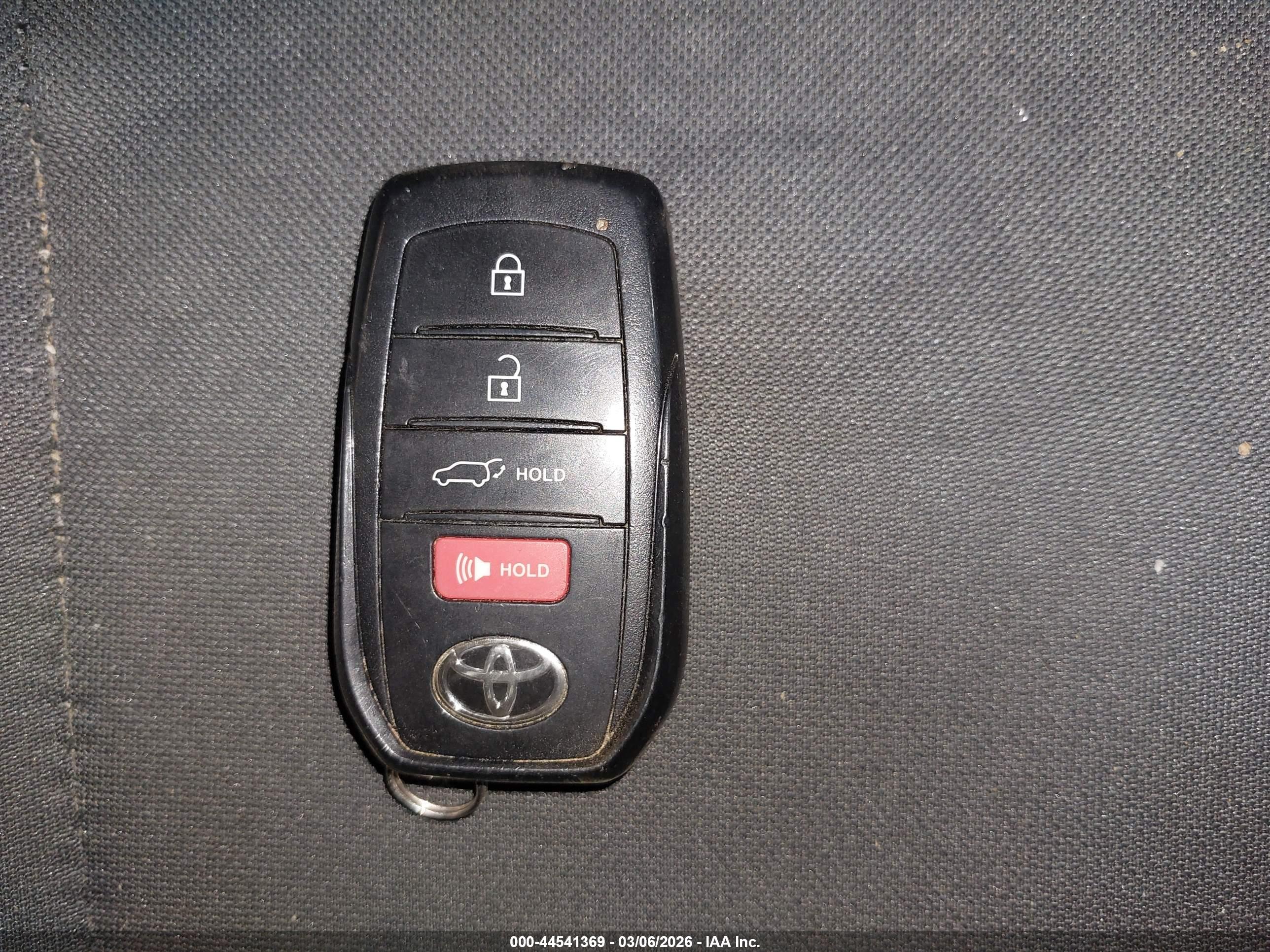 TOYOTA VENZA image 11