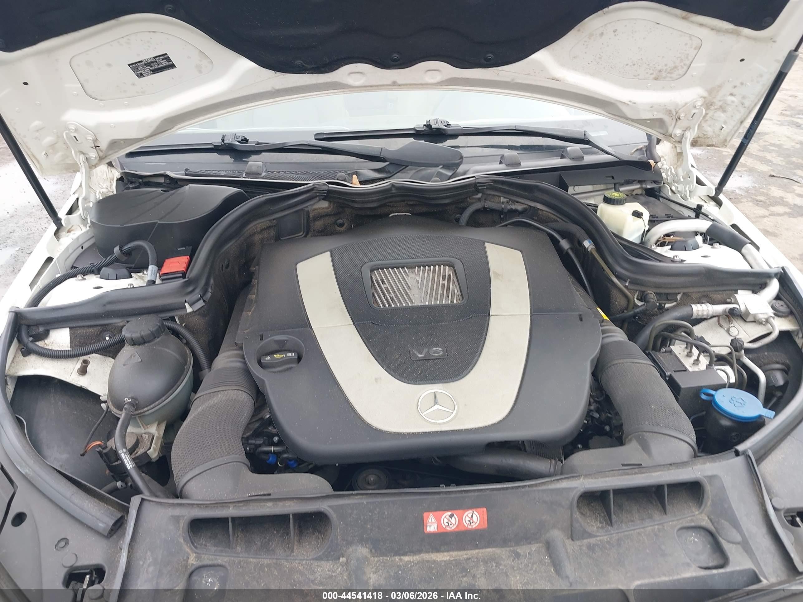MERCEDES-BENZ C image 10
