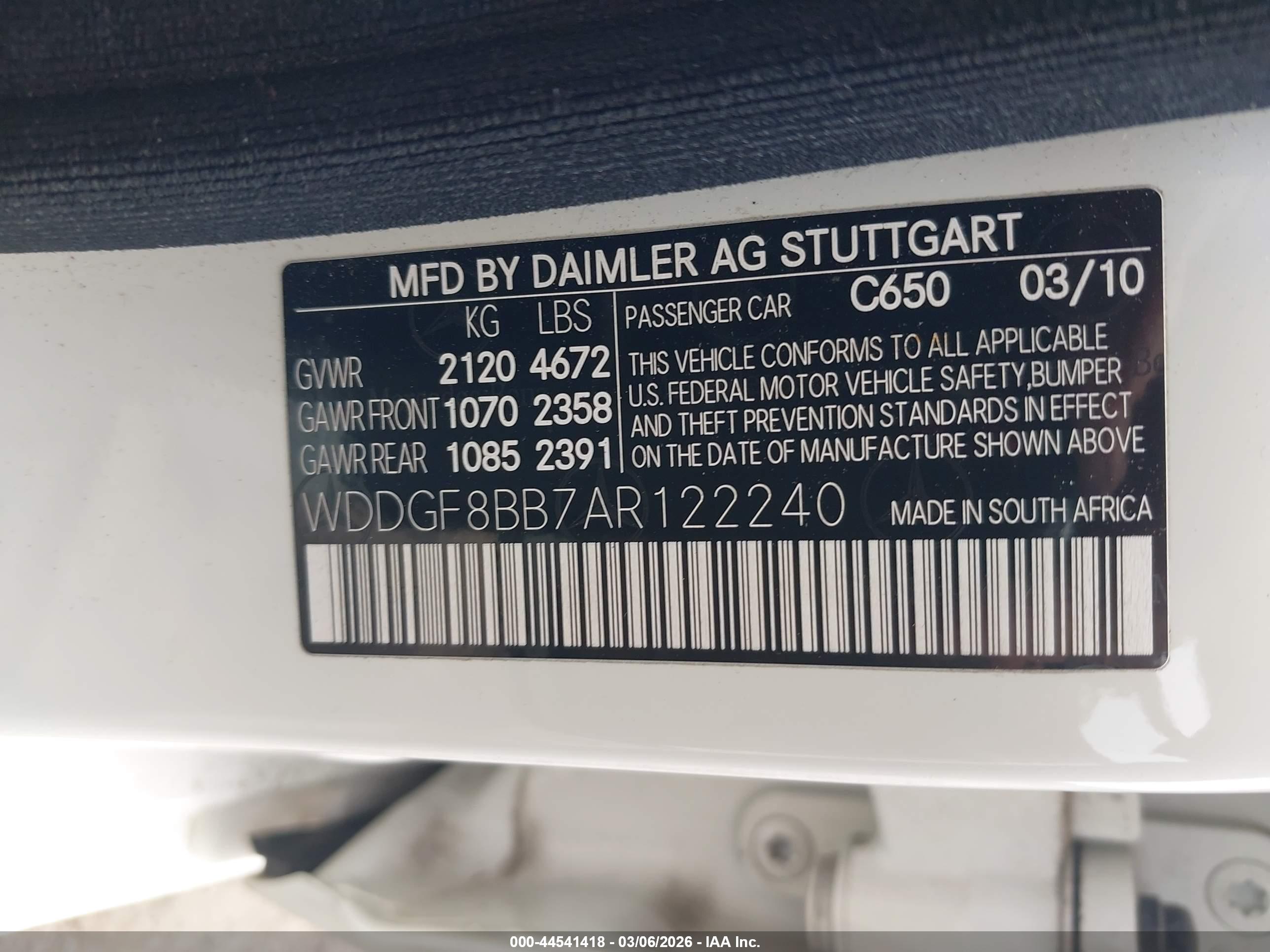 MERCEDES-BENZ C image 9