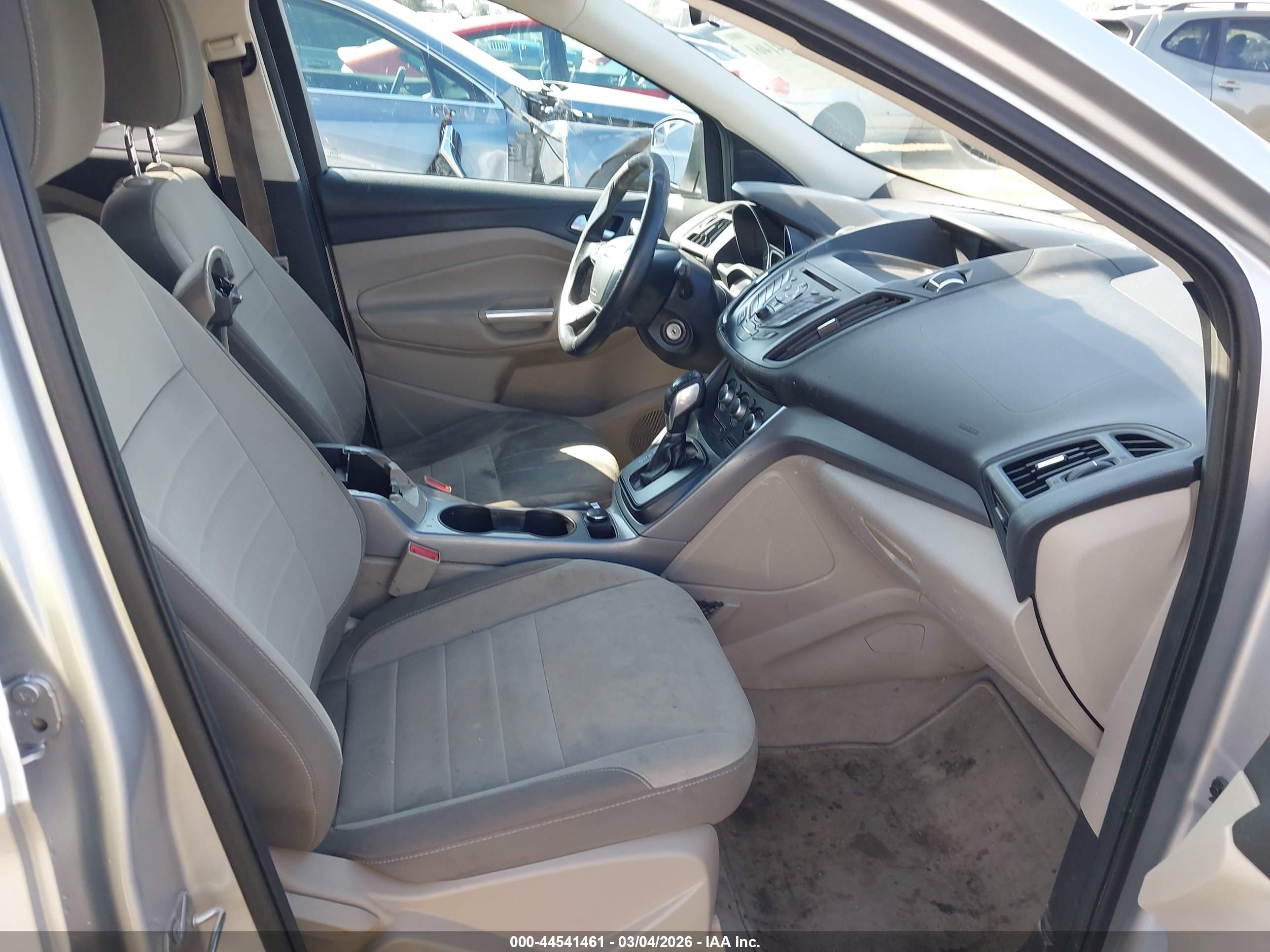 FORD ESCAPE image 5