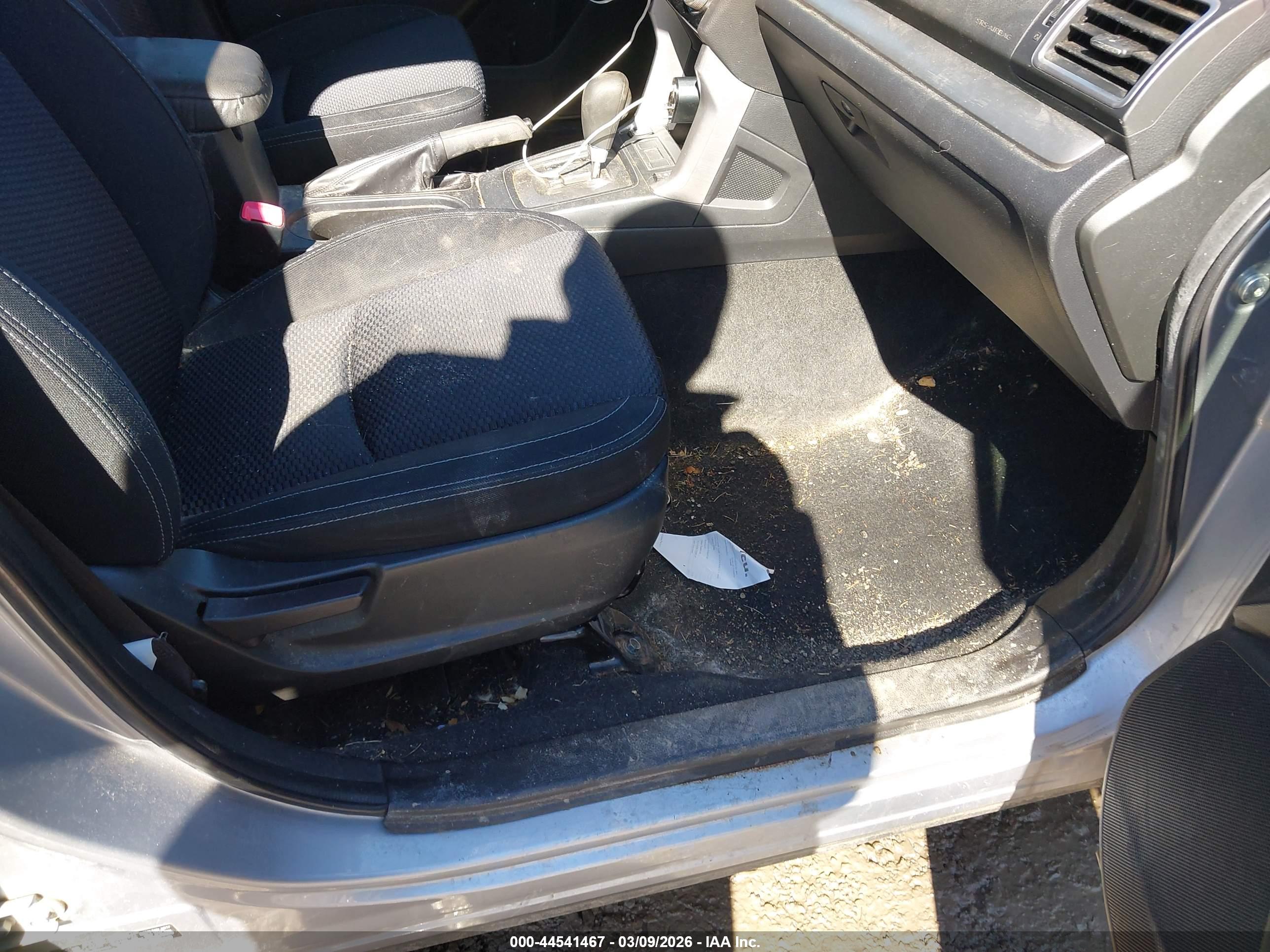 SUBARU FORESTER image 5