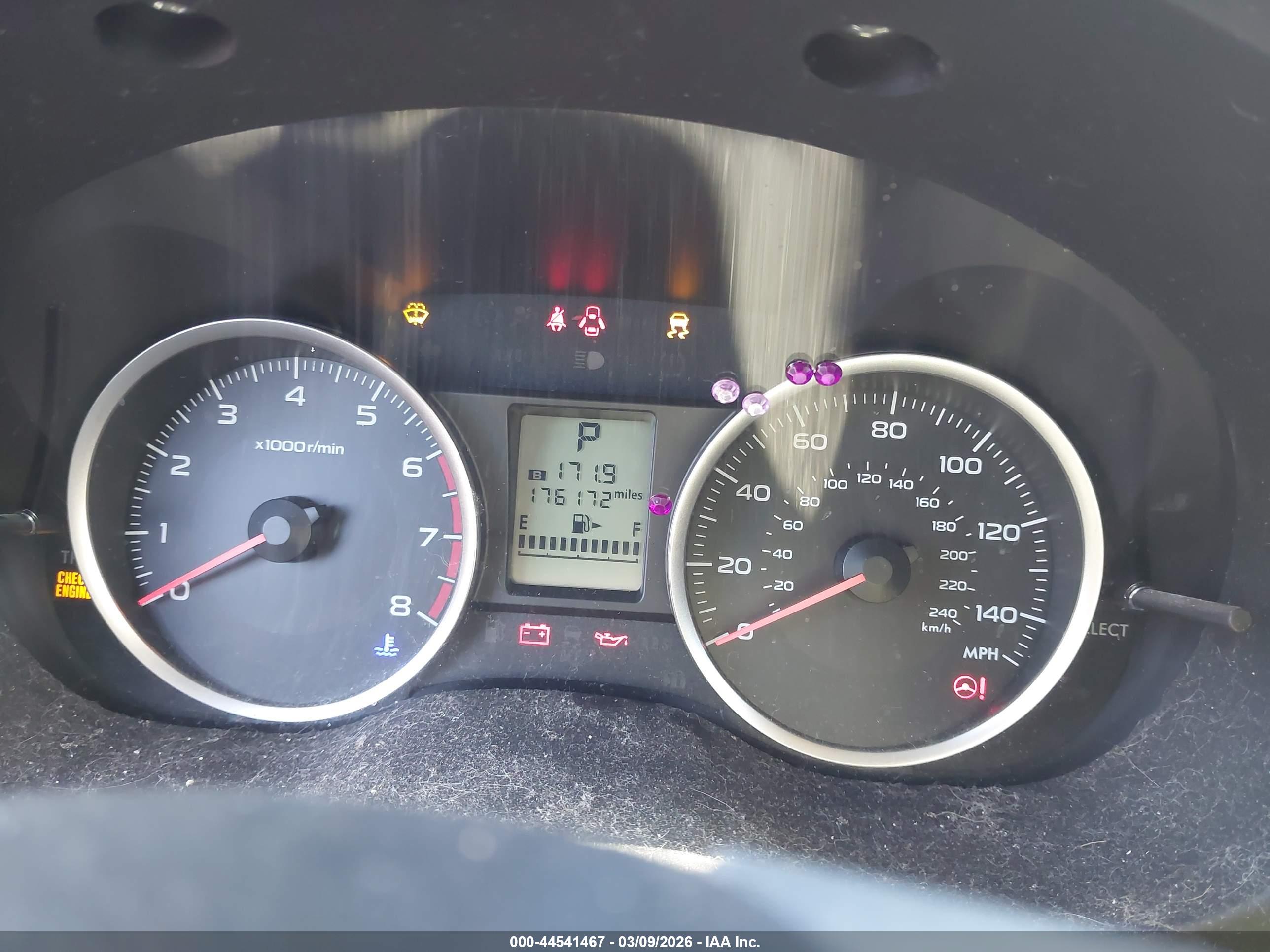 SUBARU FORESTER image 7