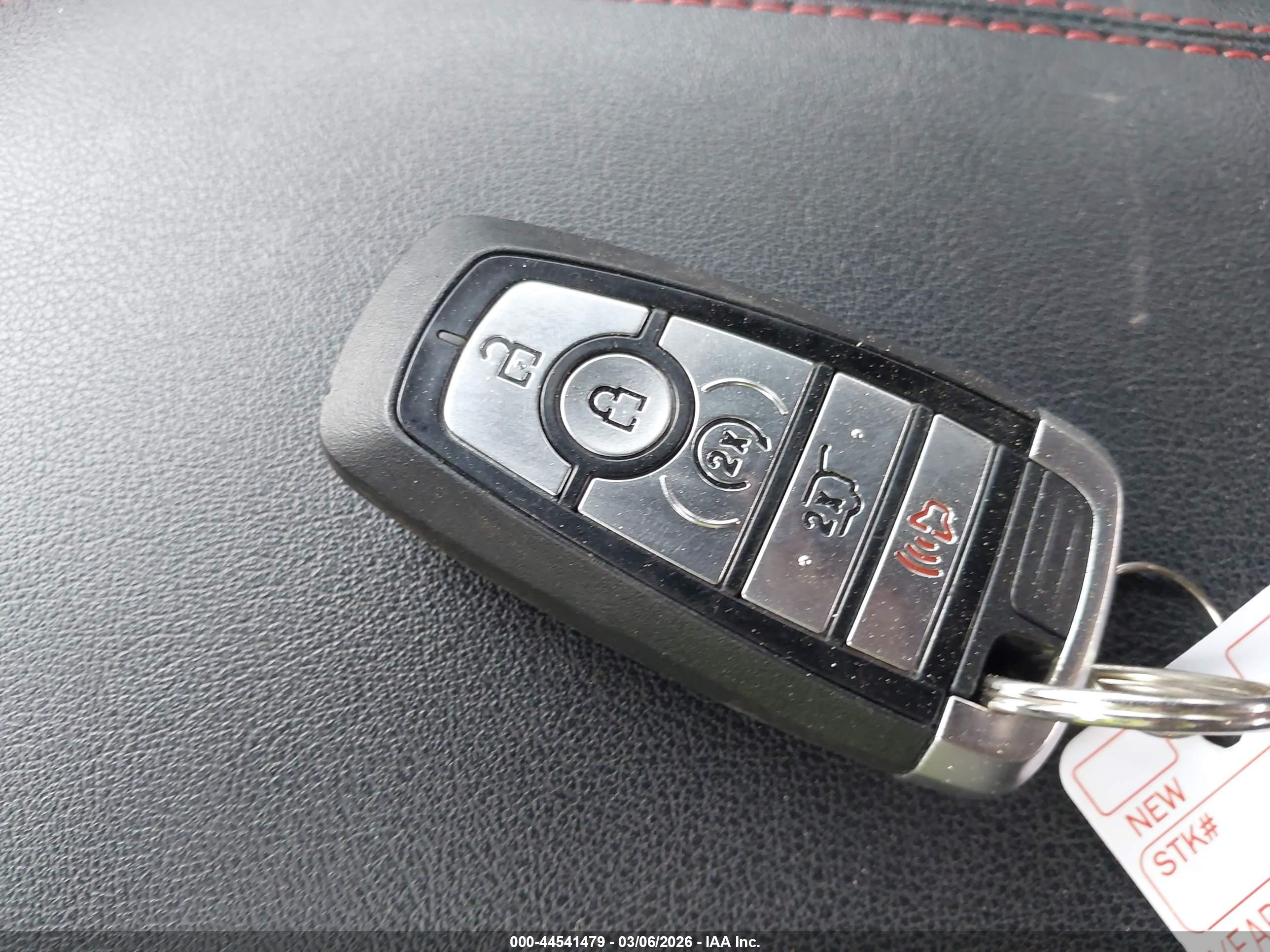 FORD EDGE image 11