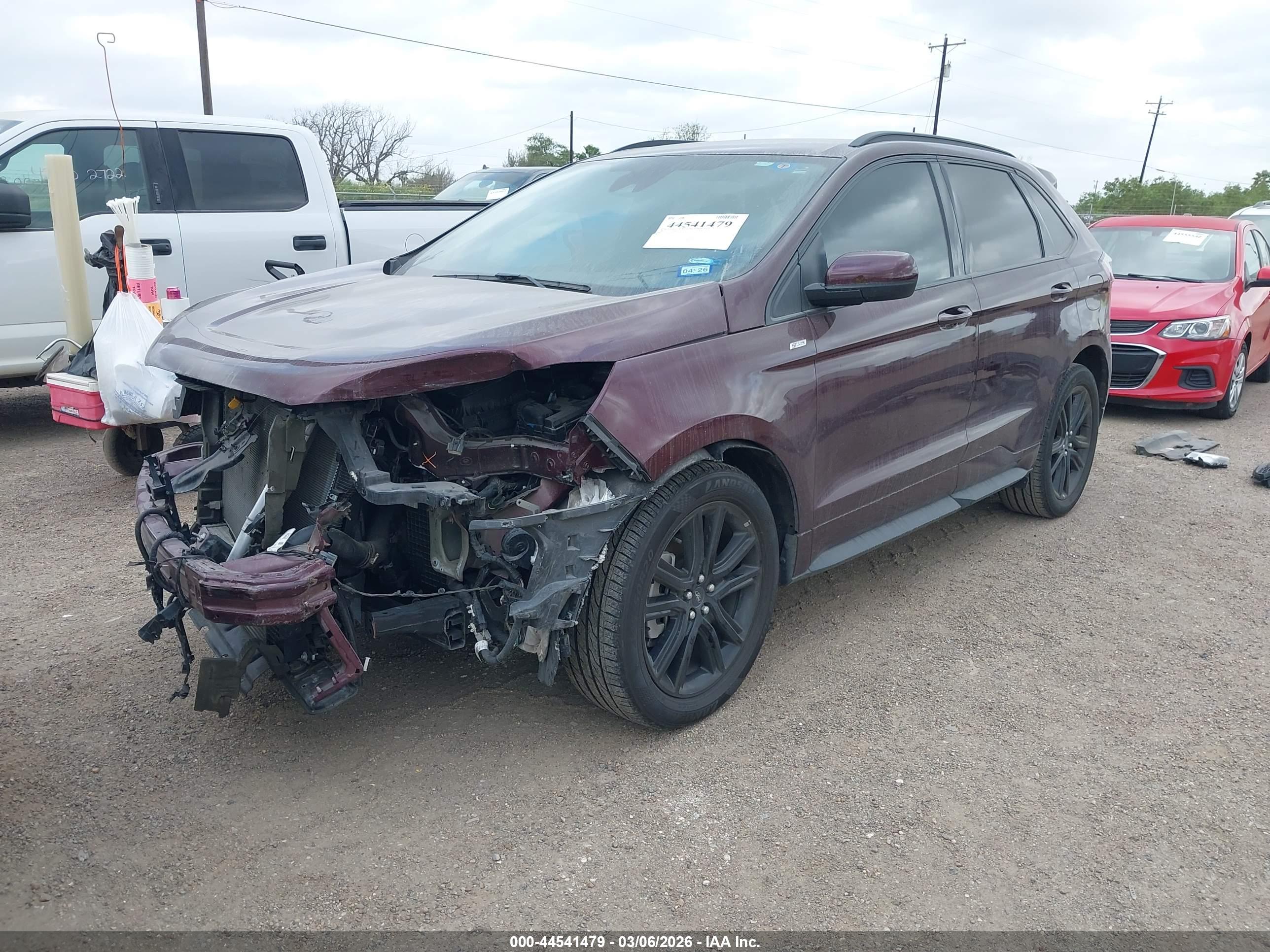 FORD EDGE image 2