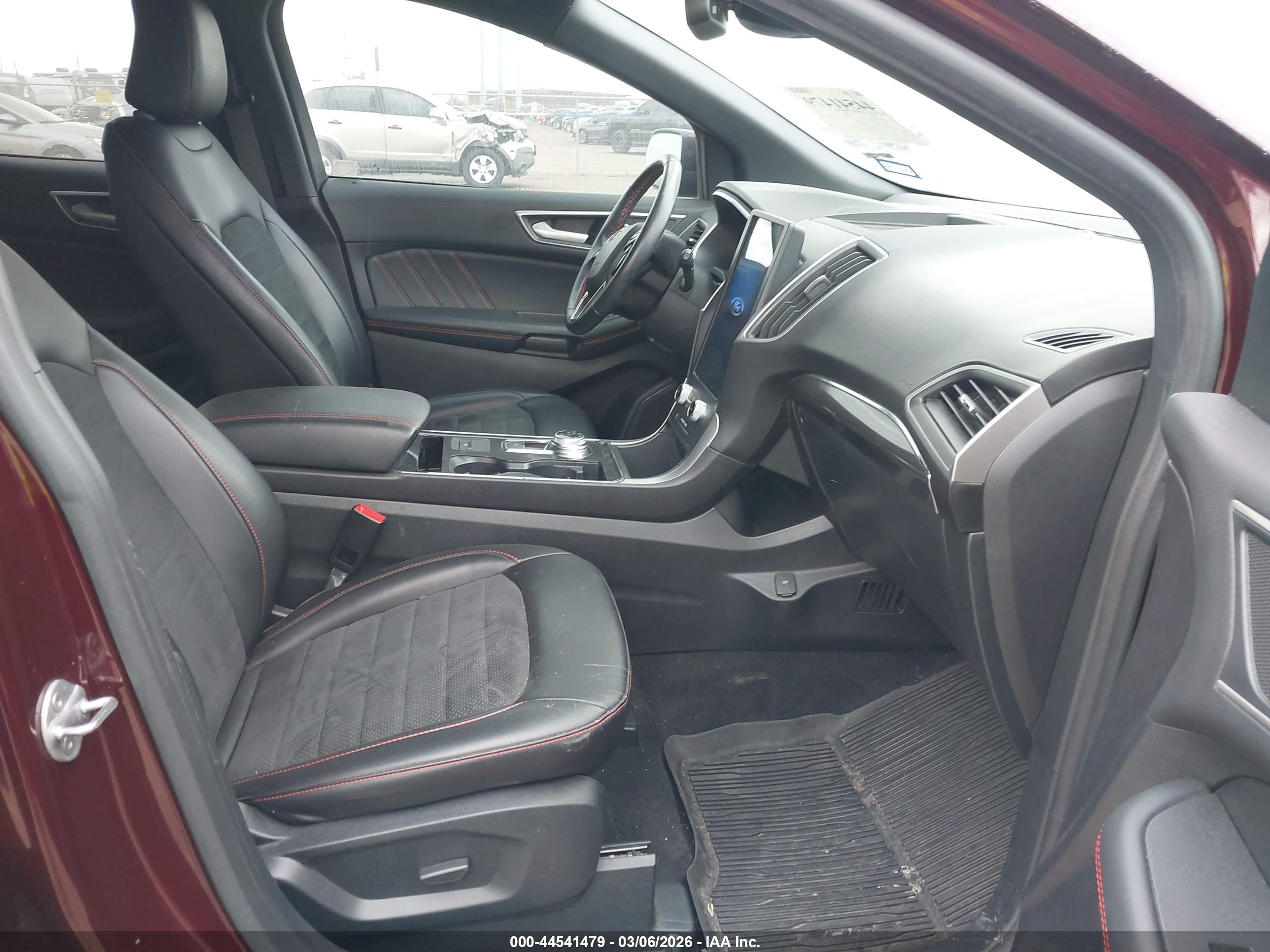 FORD EDGE image 5