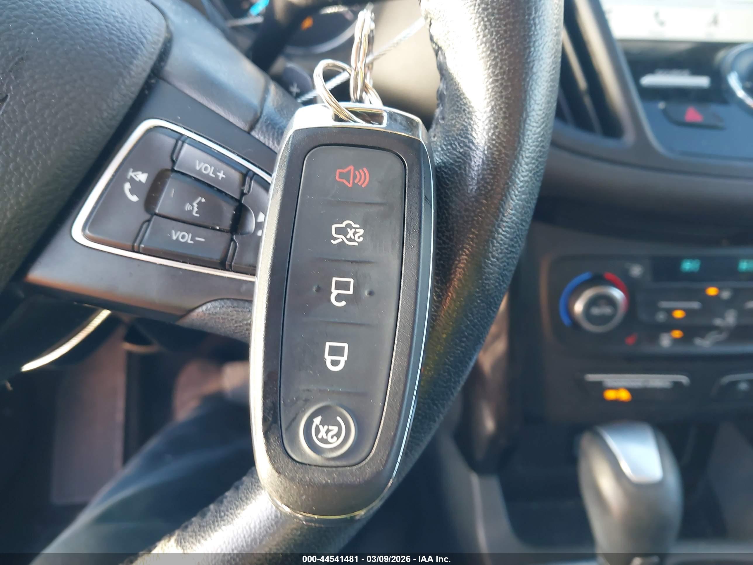 FORD ESCAPE image 11