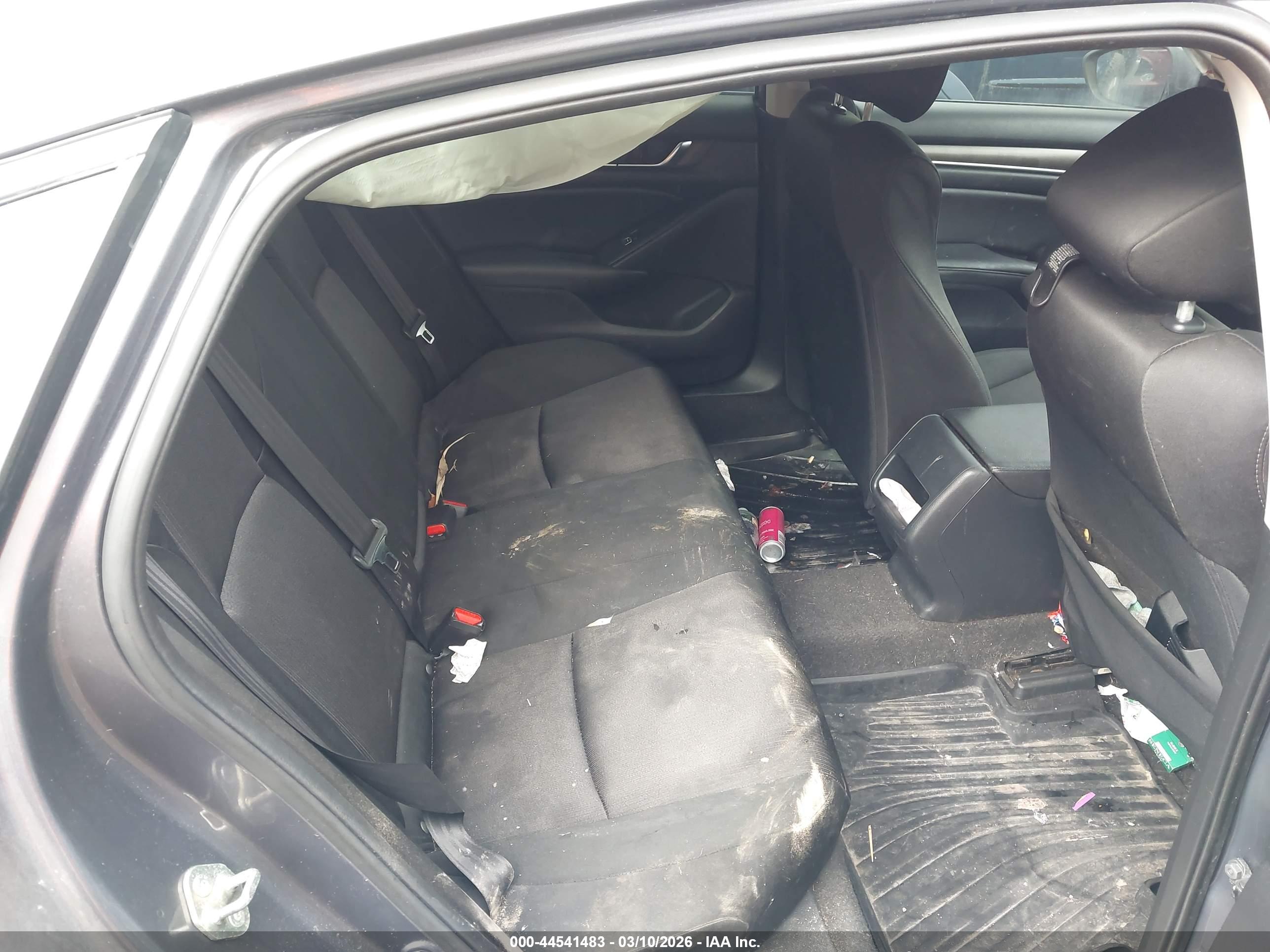 HONDA ACCORD image 8