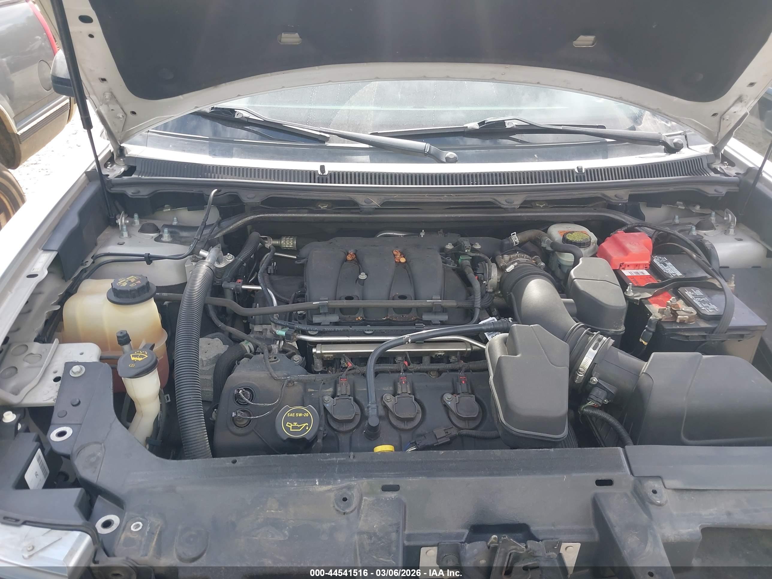 FORD FLEX image 10
