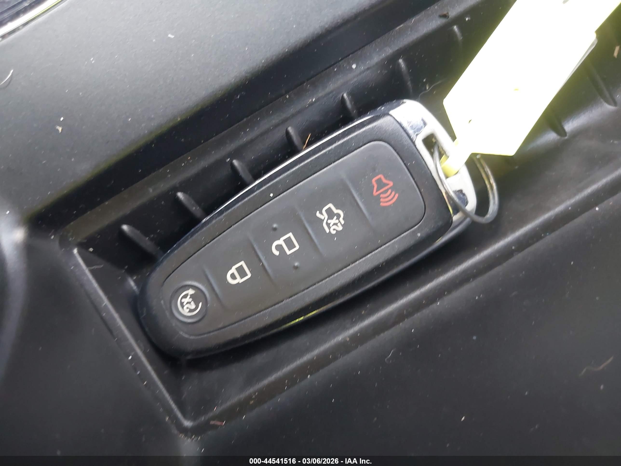 FORD FLEX image 11