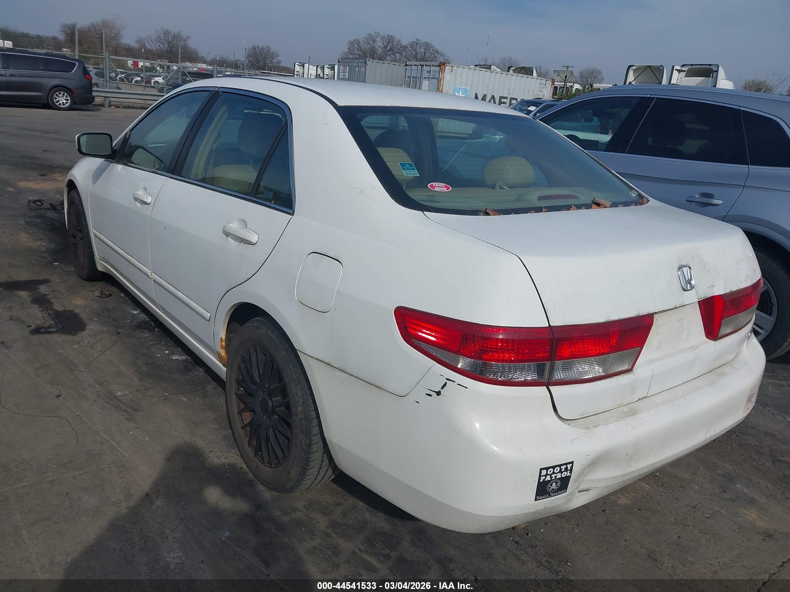 HONDA ACCORD image 3