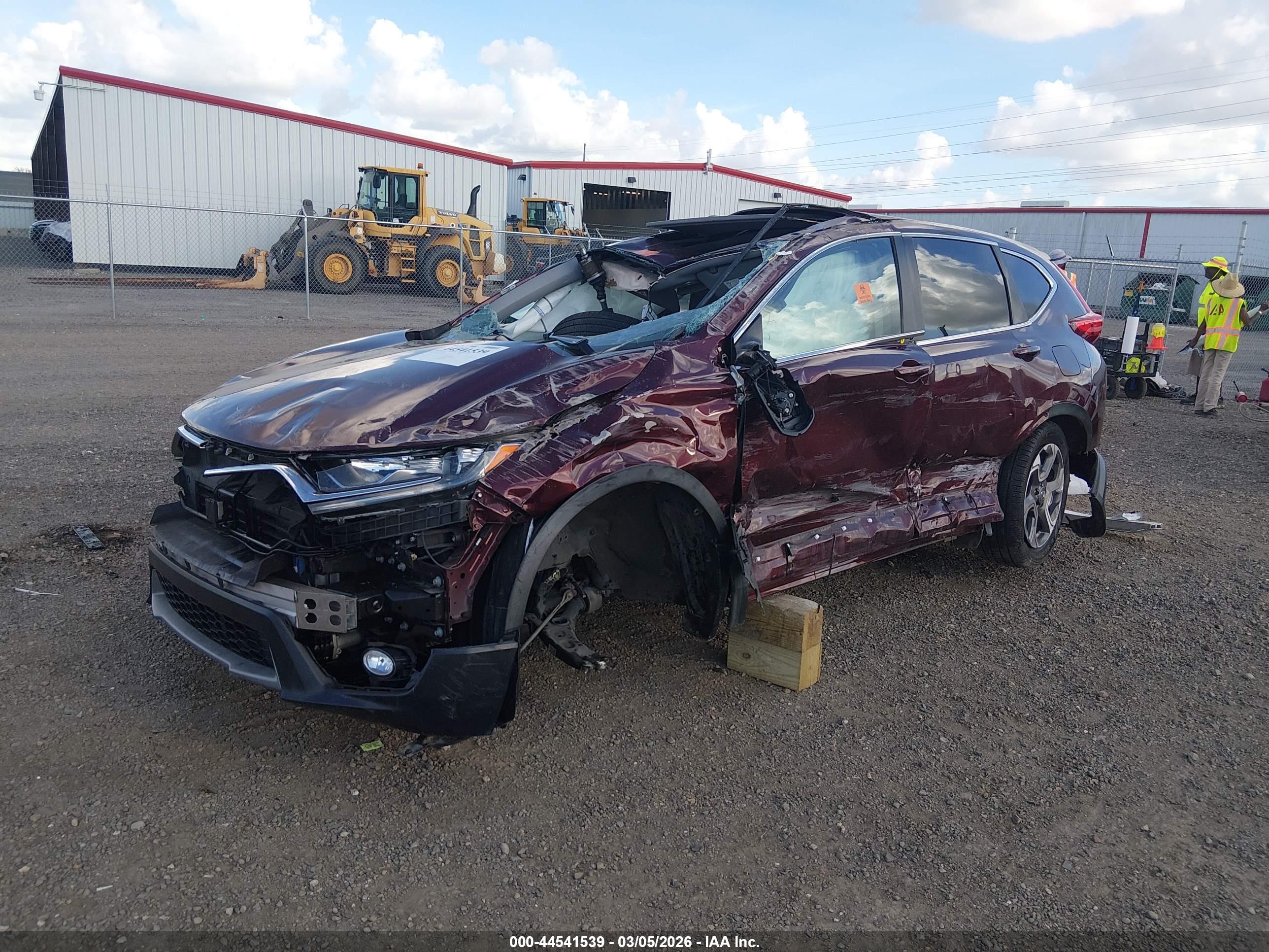 HONDA CR-V image 2