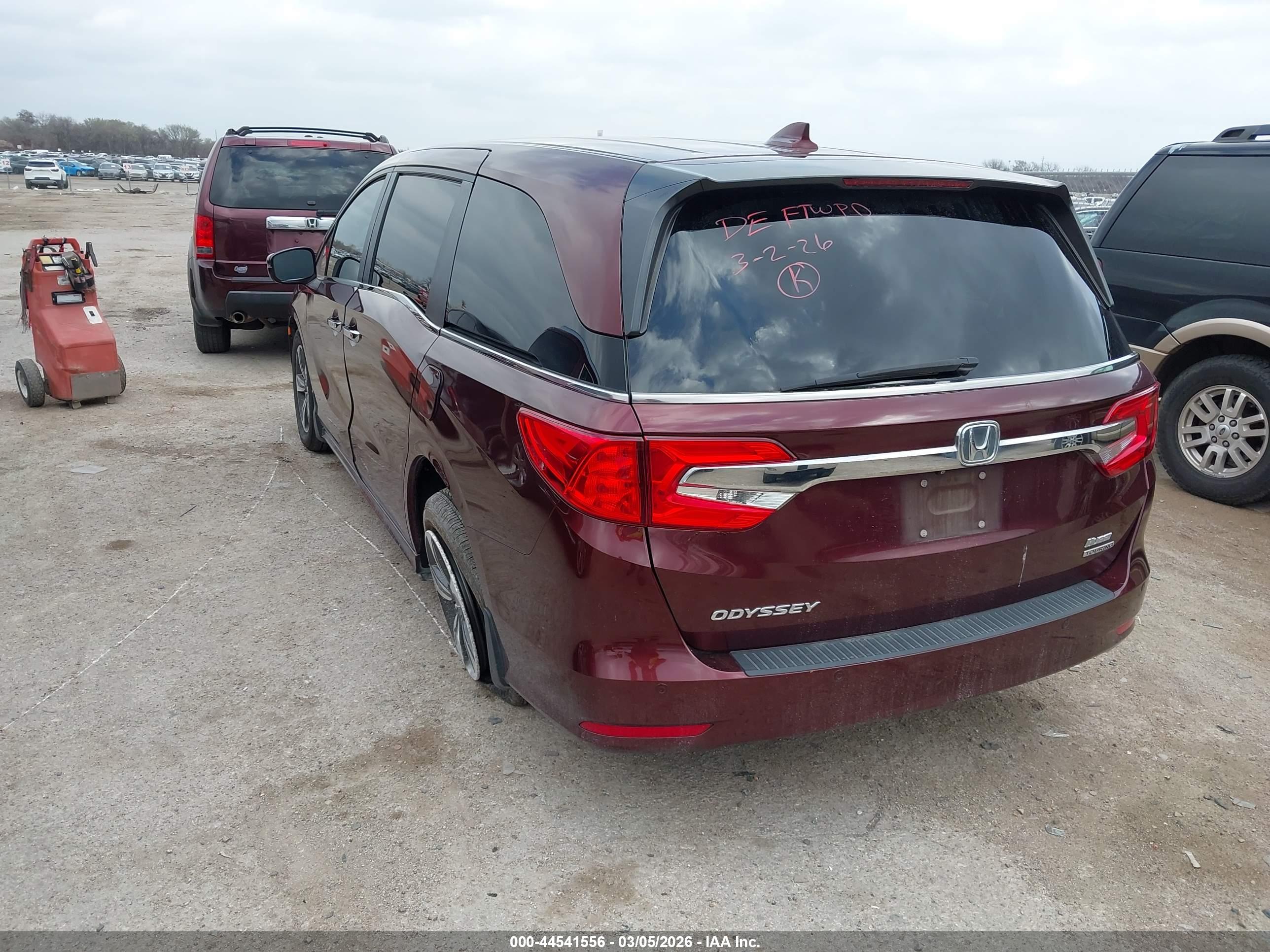 HONDA ODYSSEY image 3