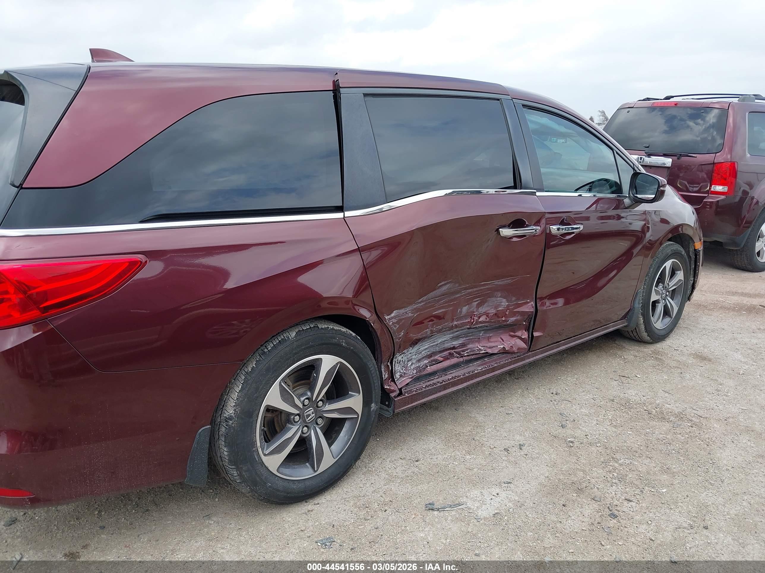 HONDA ODYSSEY image 6