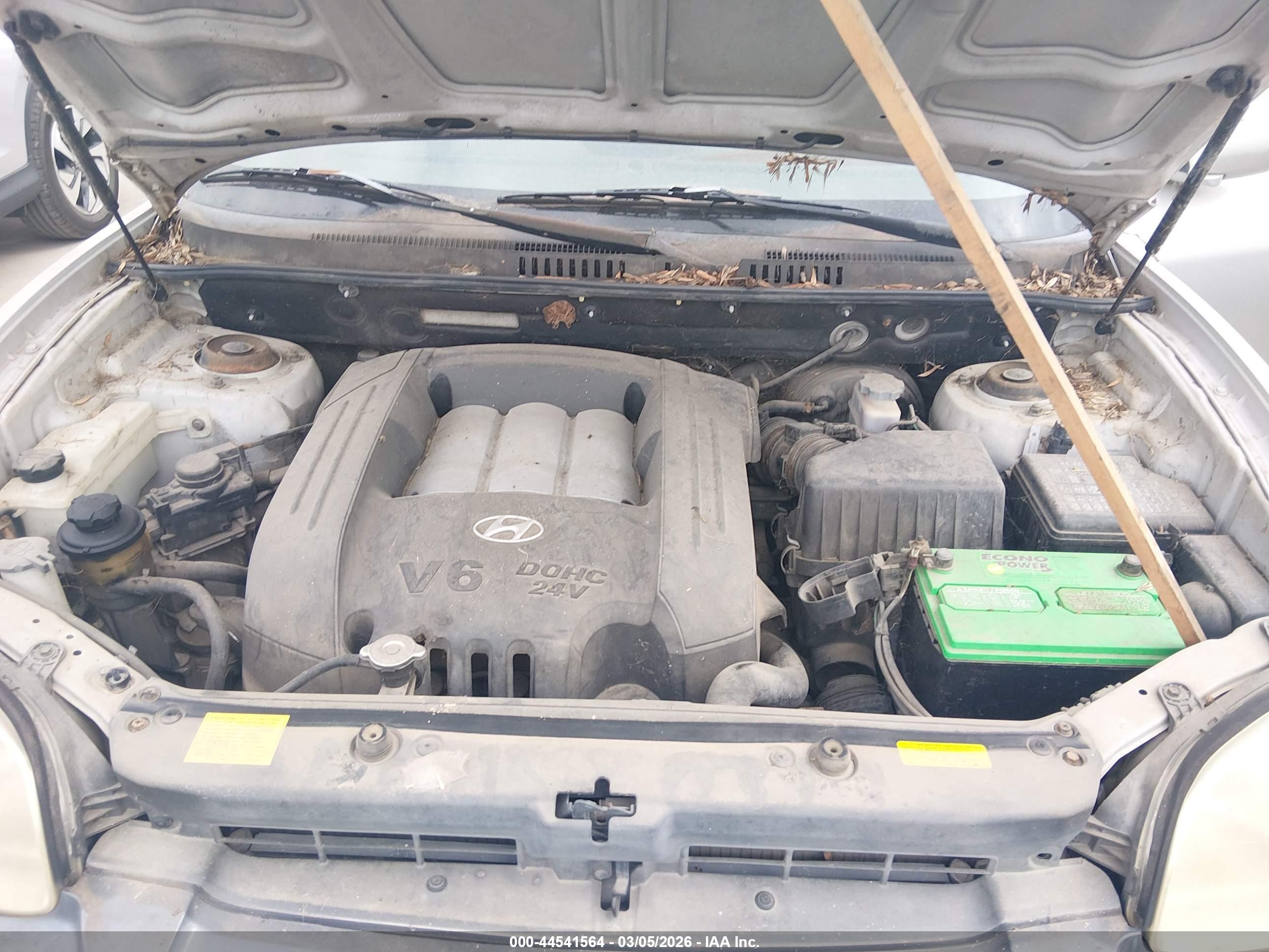 HYUNDAI SANTA image 10