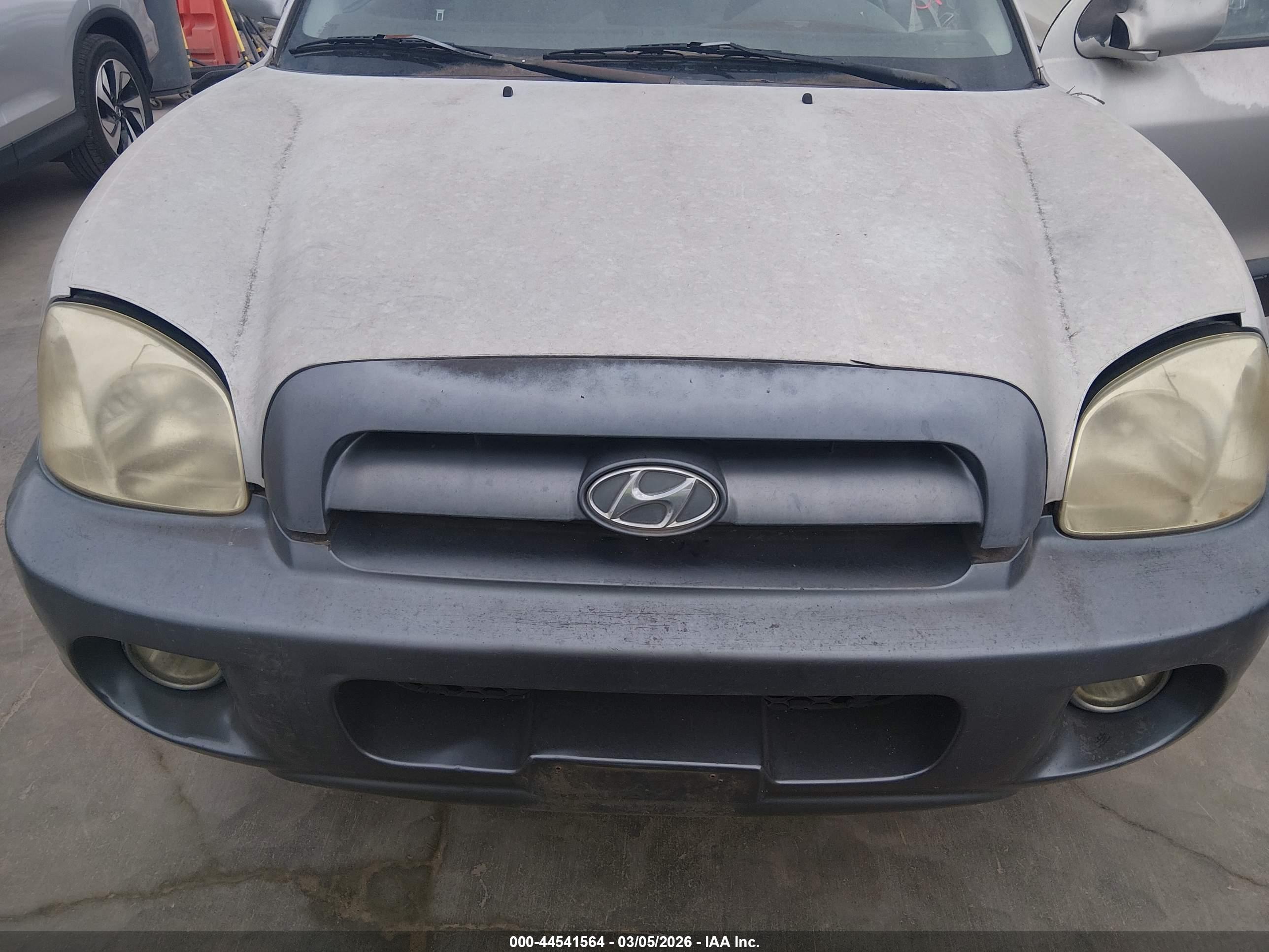 HYUNDAI SANTA image 6