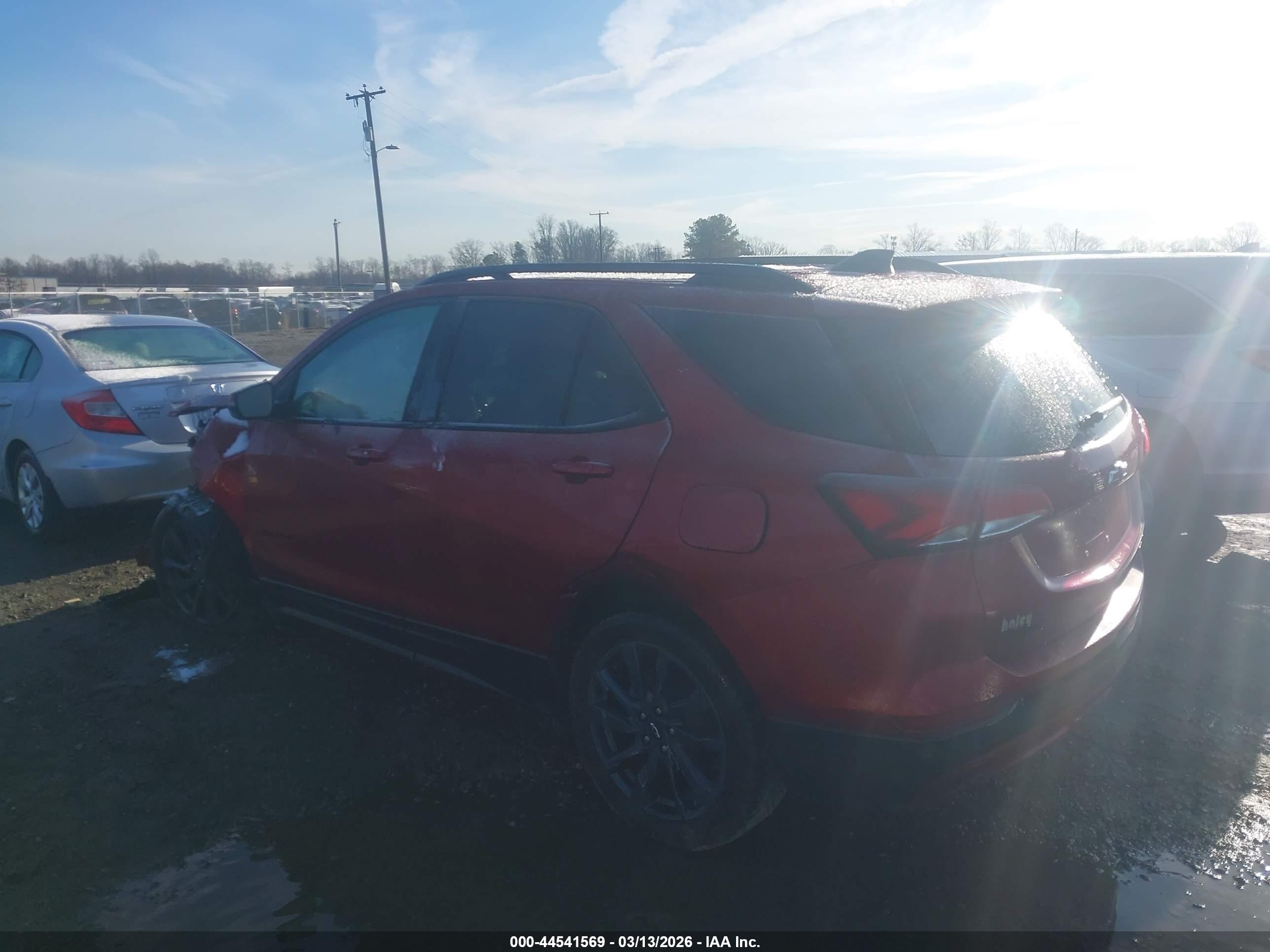 CHEVROLET EQUINOX image 3