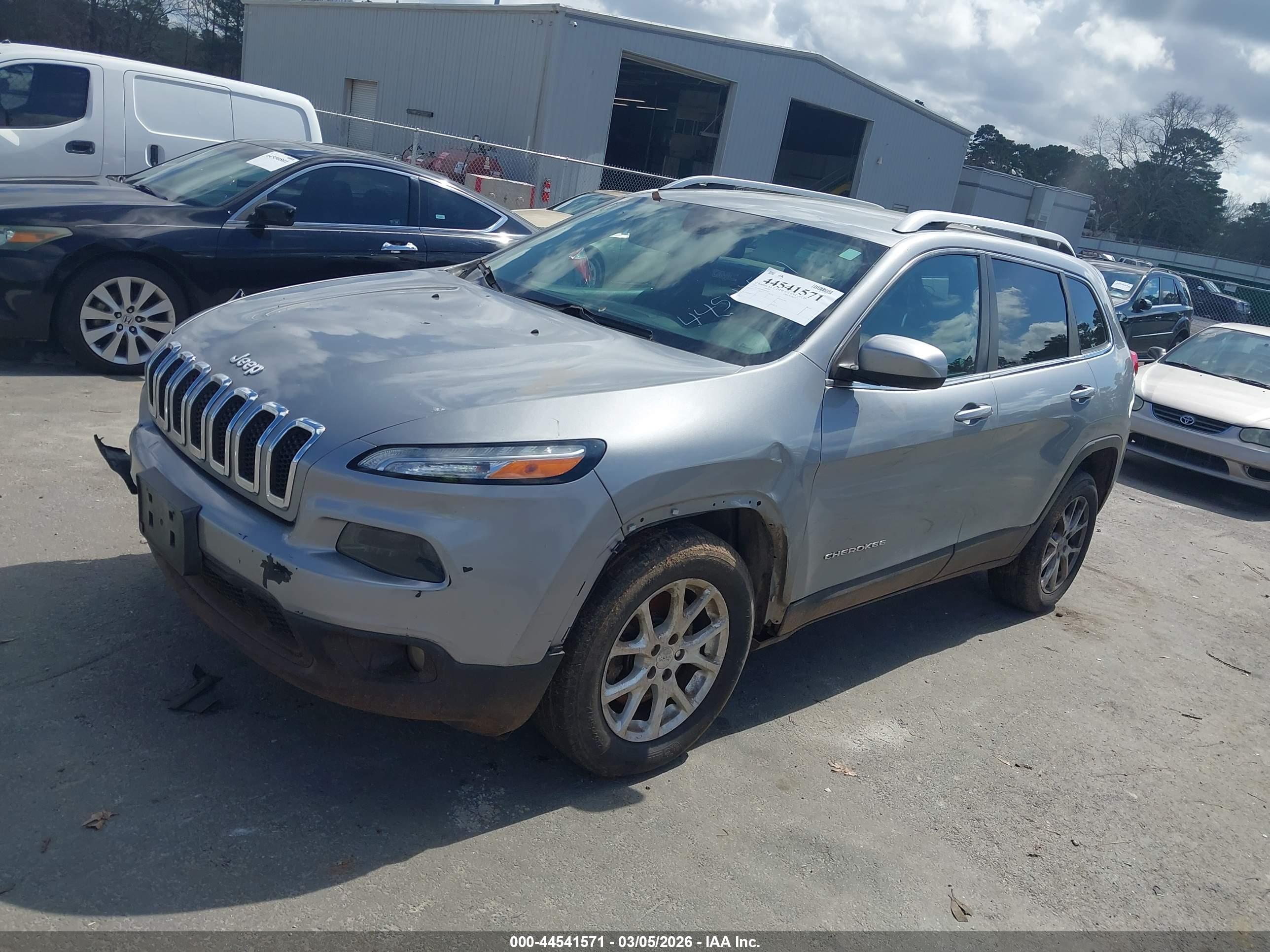 JEEP CHEROKEE image 2