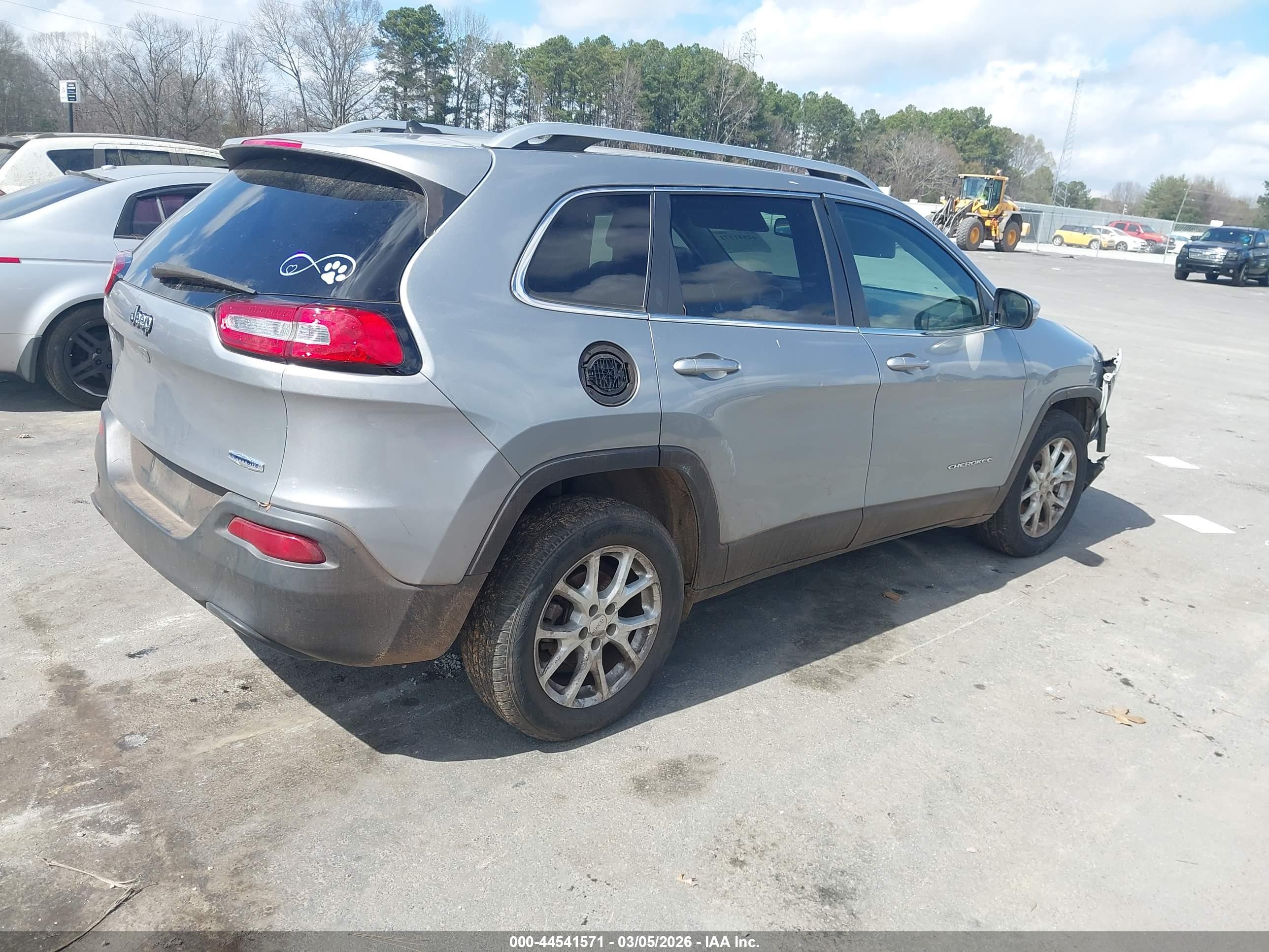 JEEP CHEROKEE image 4