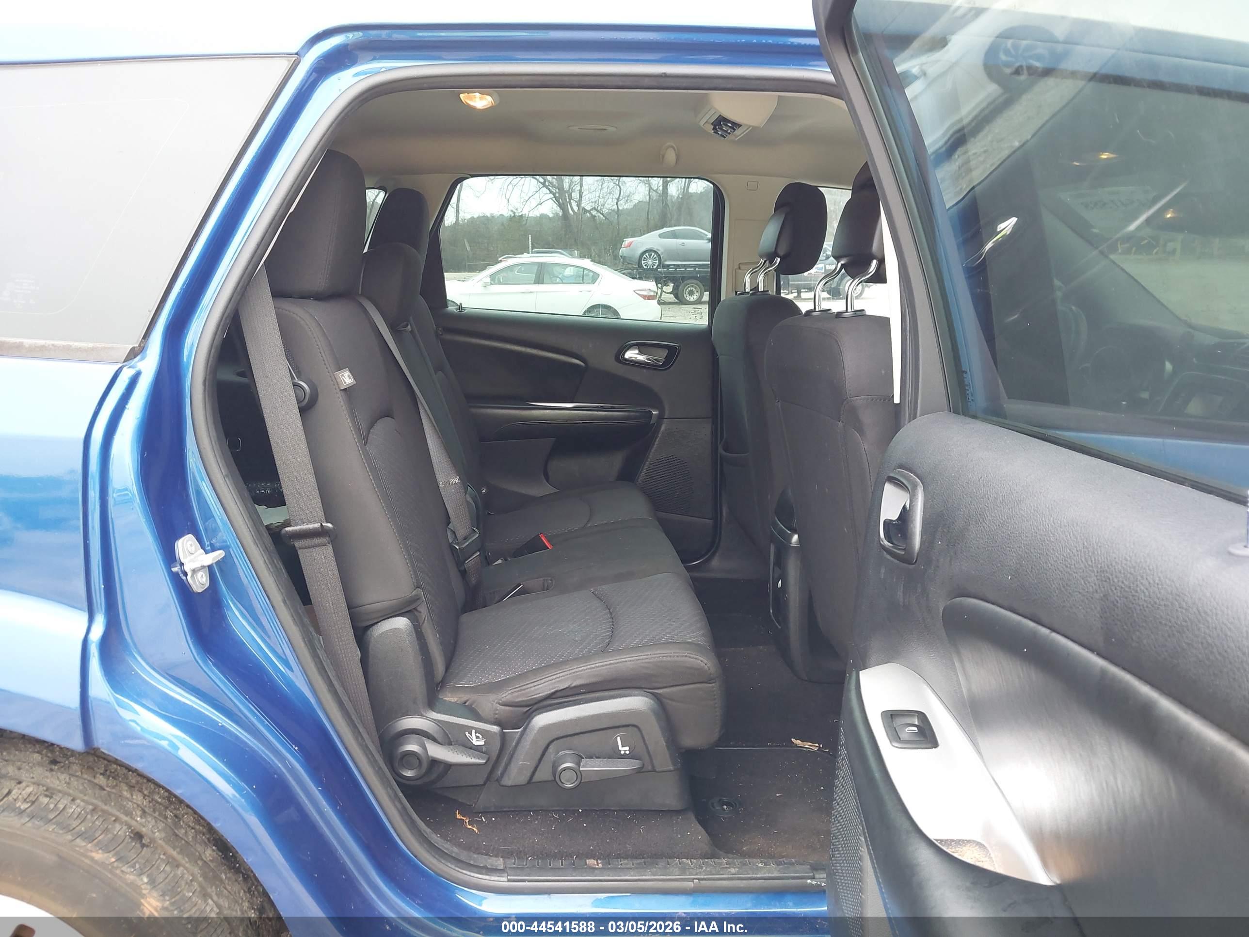 DODGE JOURNEY image 8