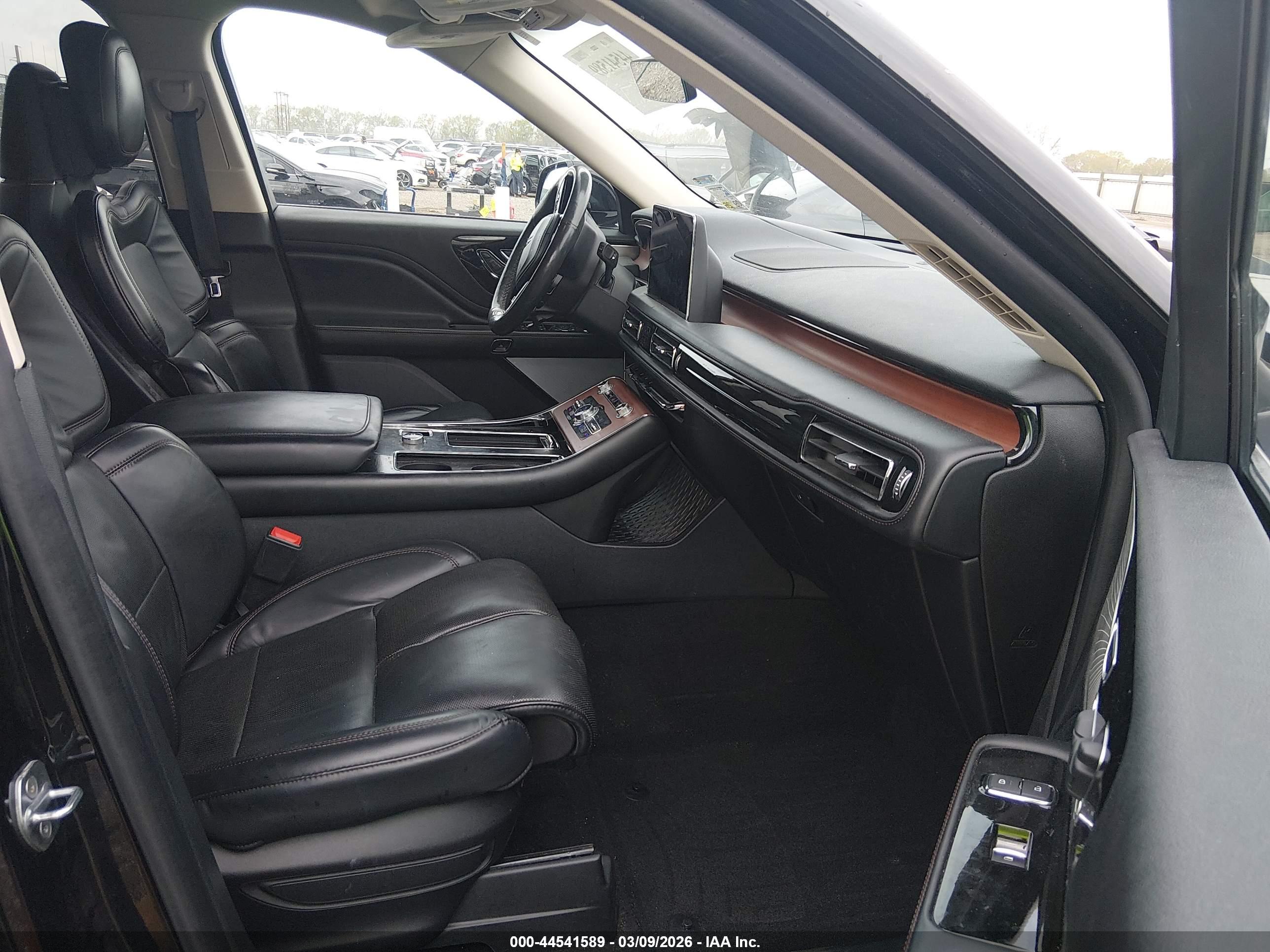 LINCOLN AVIATOR image 5