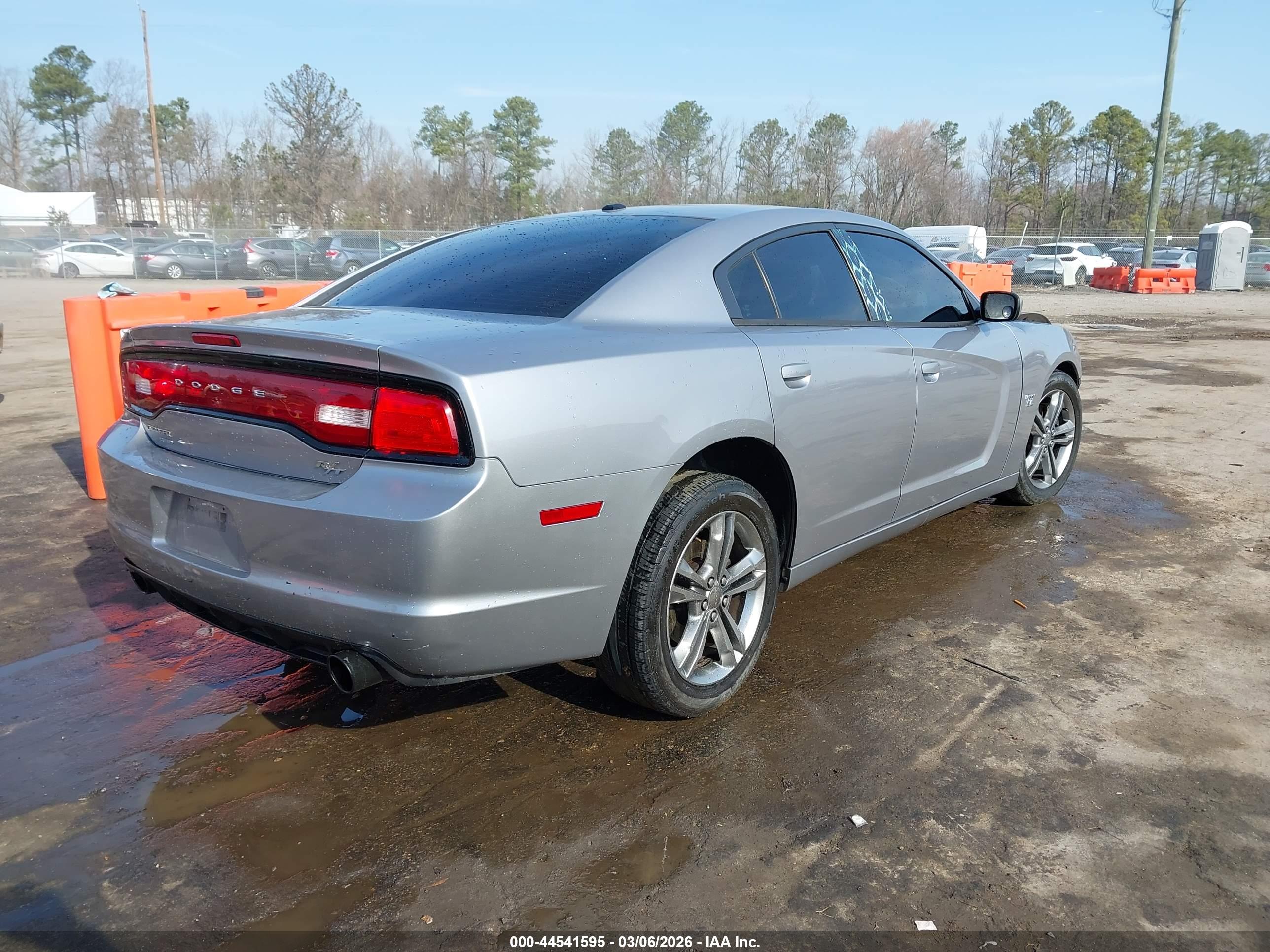 DODGE CHARGER image 4