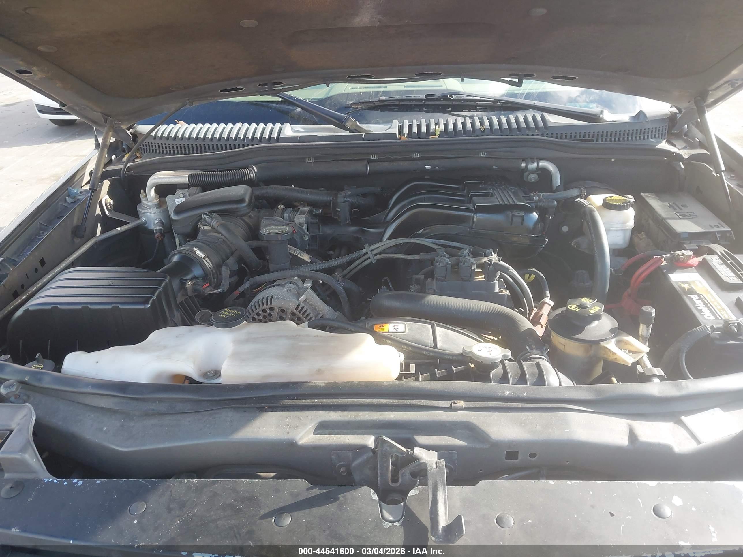 FORD EXPLORER image 10